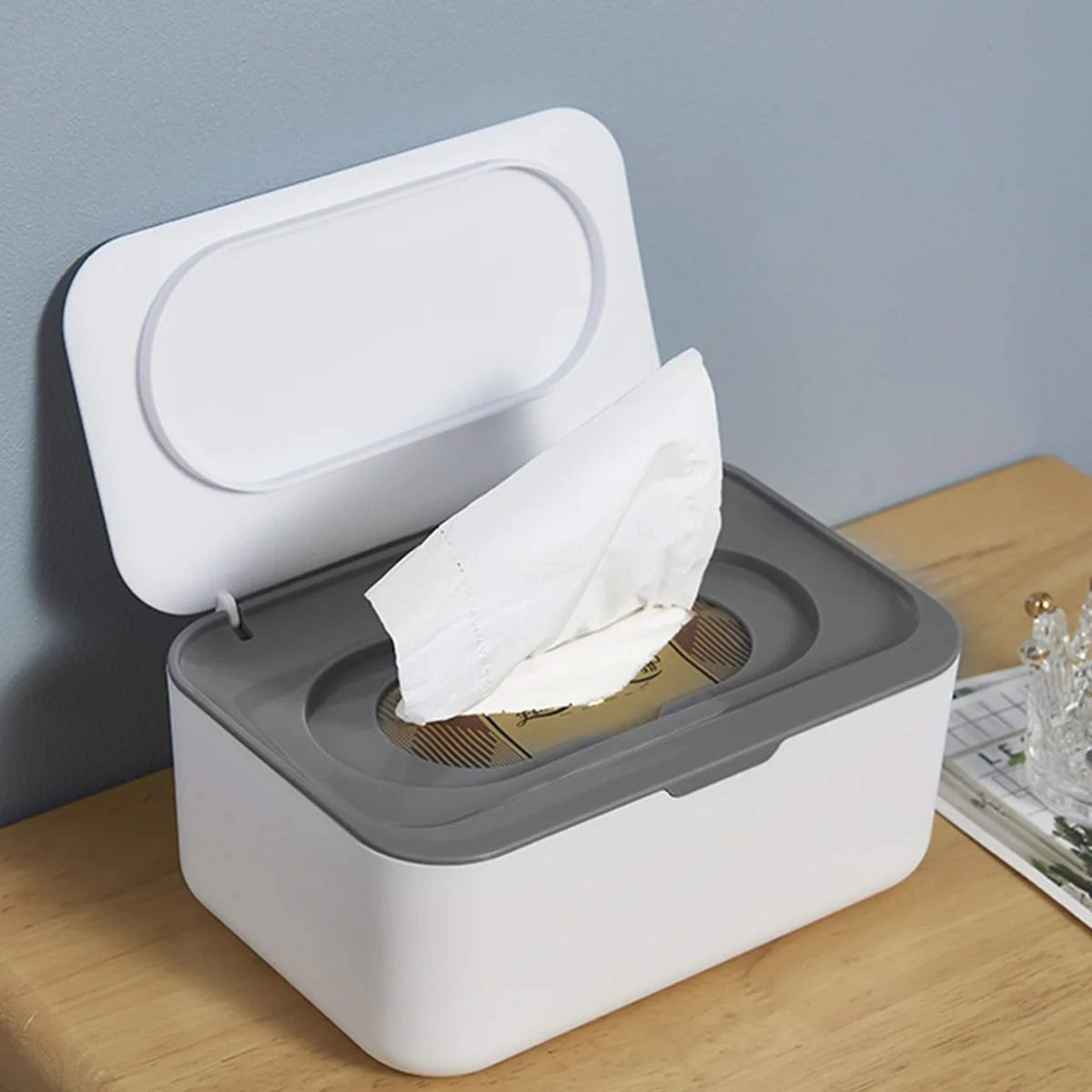 Portable Dustproof Wet Tissue  Napkin Storage Dispenser Box 0