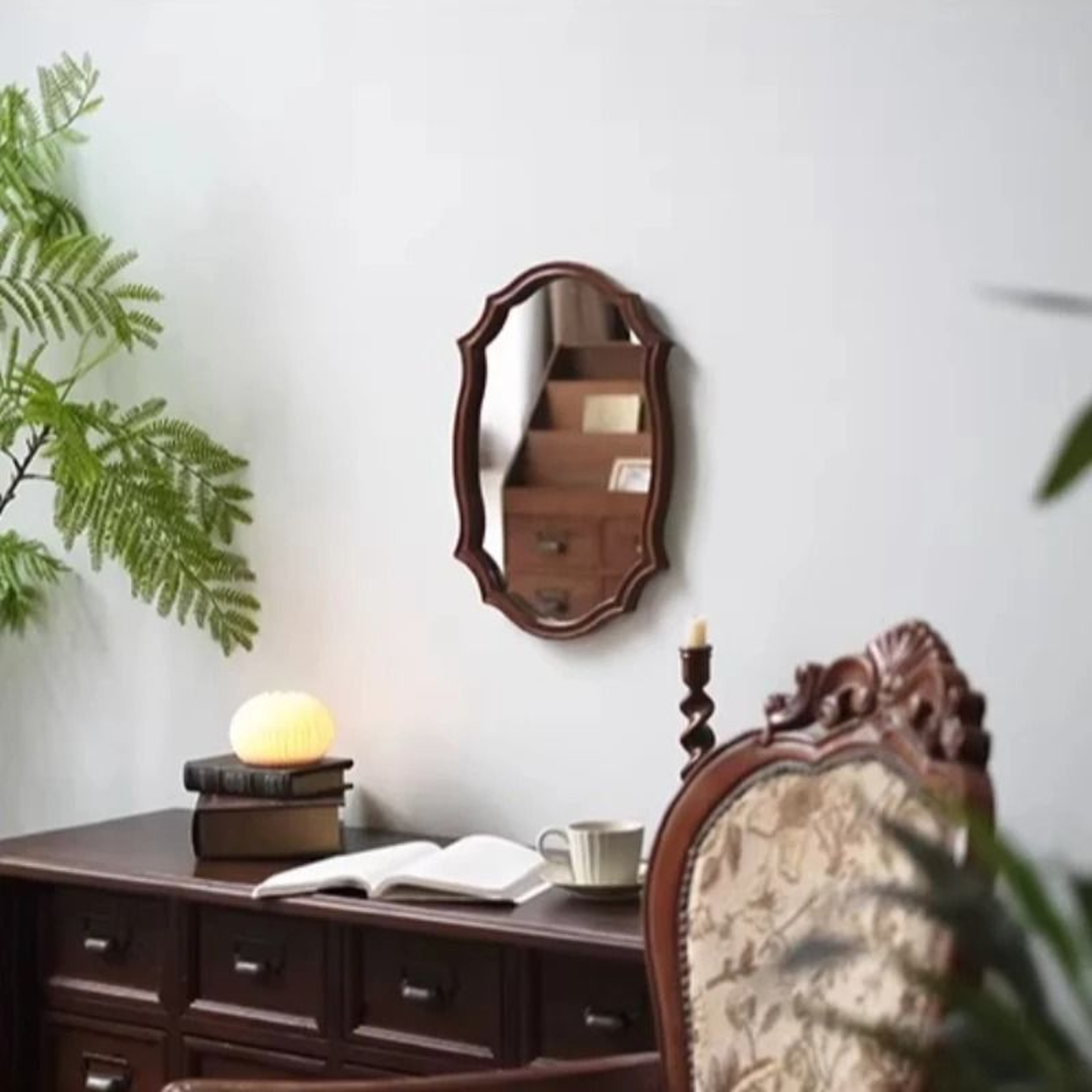 Modern Luxury Vintage Carved Wall Mirror 5