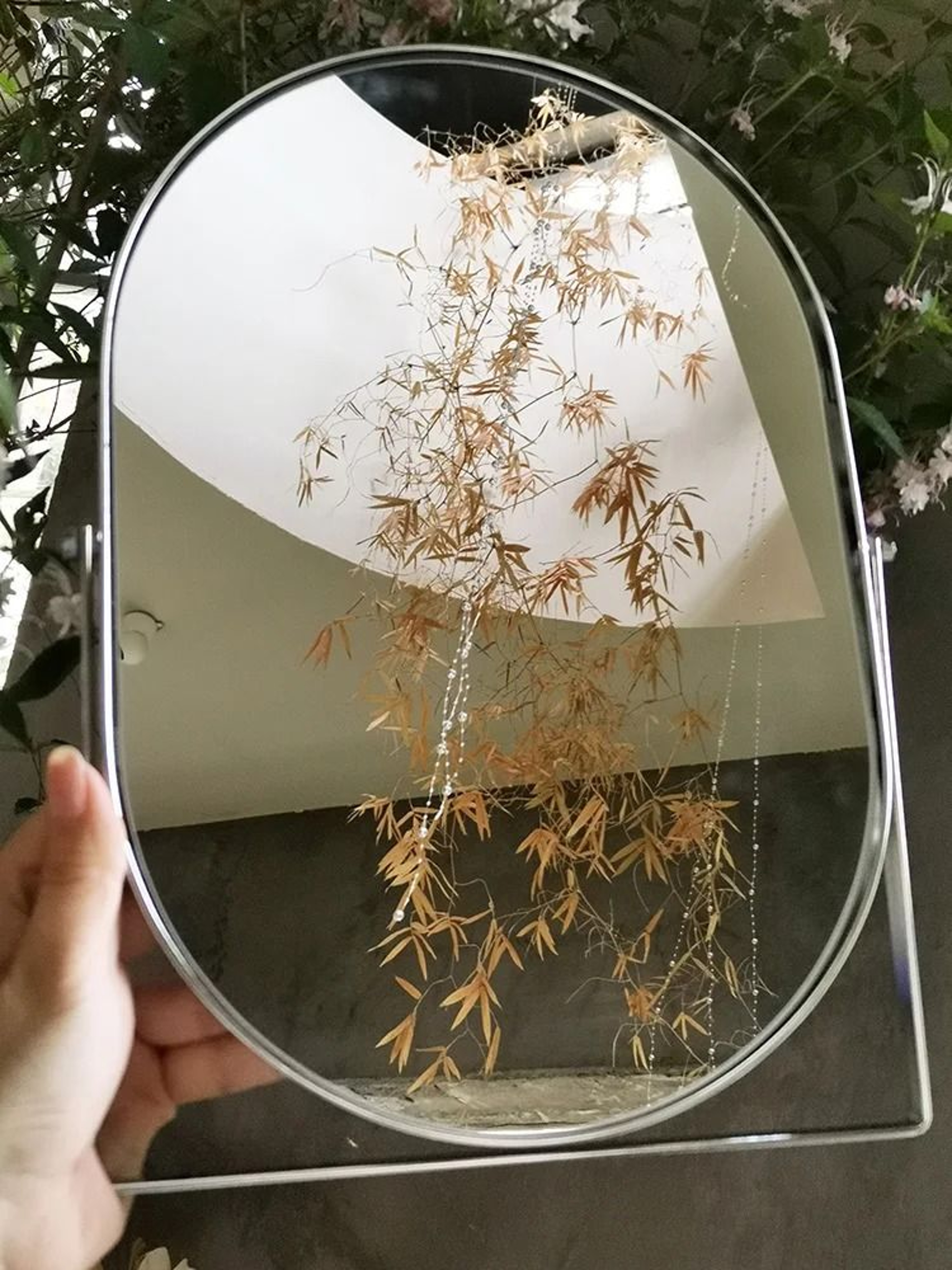 HighEnd Rotating Metallic Desktop Vanity Mirror 2