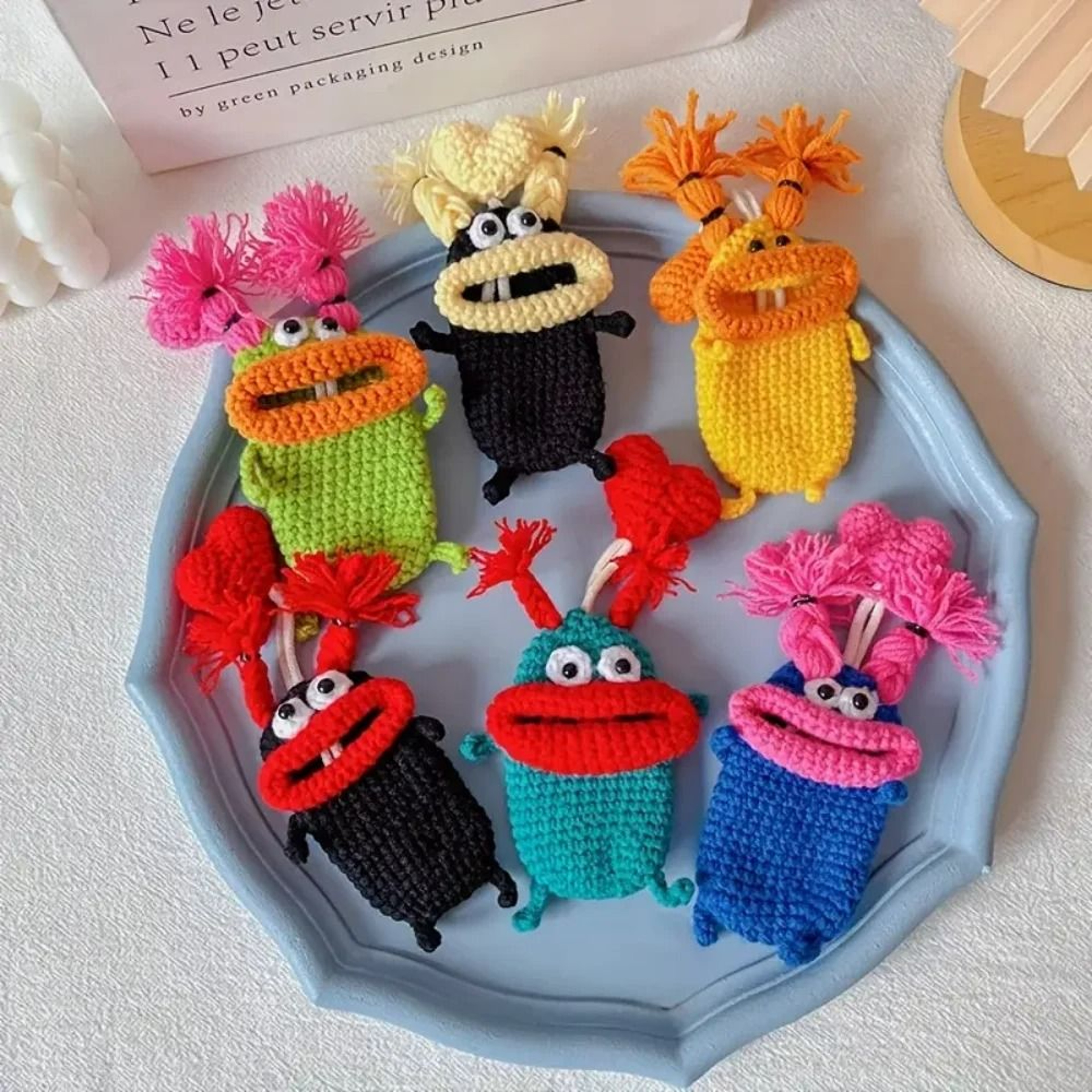 HandWoven Fun BigLipped Monster PullOut Key Case 4