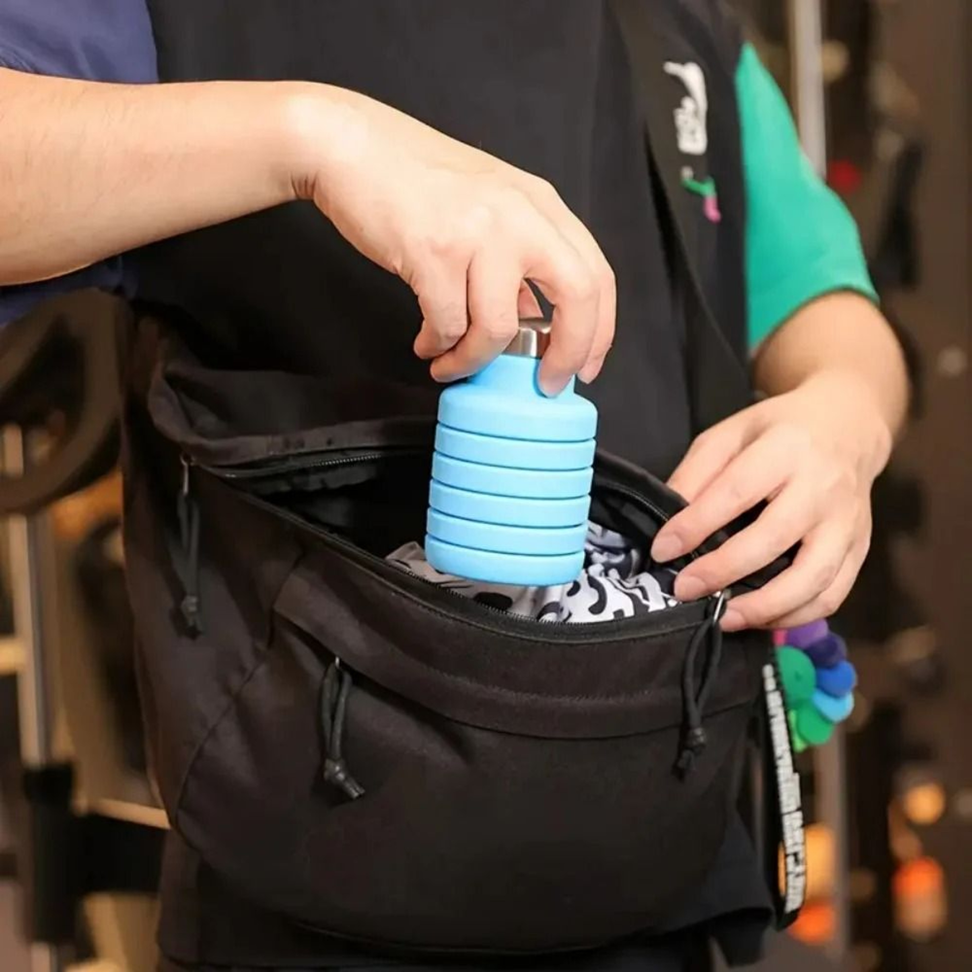 500ml 169 Fl Oz Collapsible FoodGrade Silicone Water Bottle 4