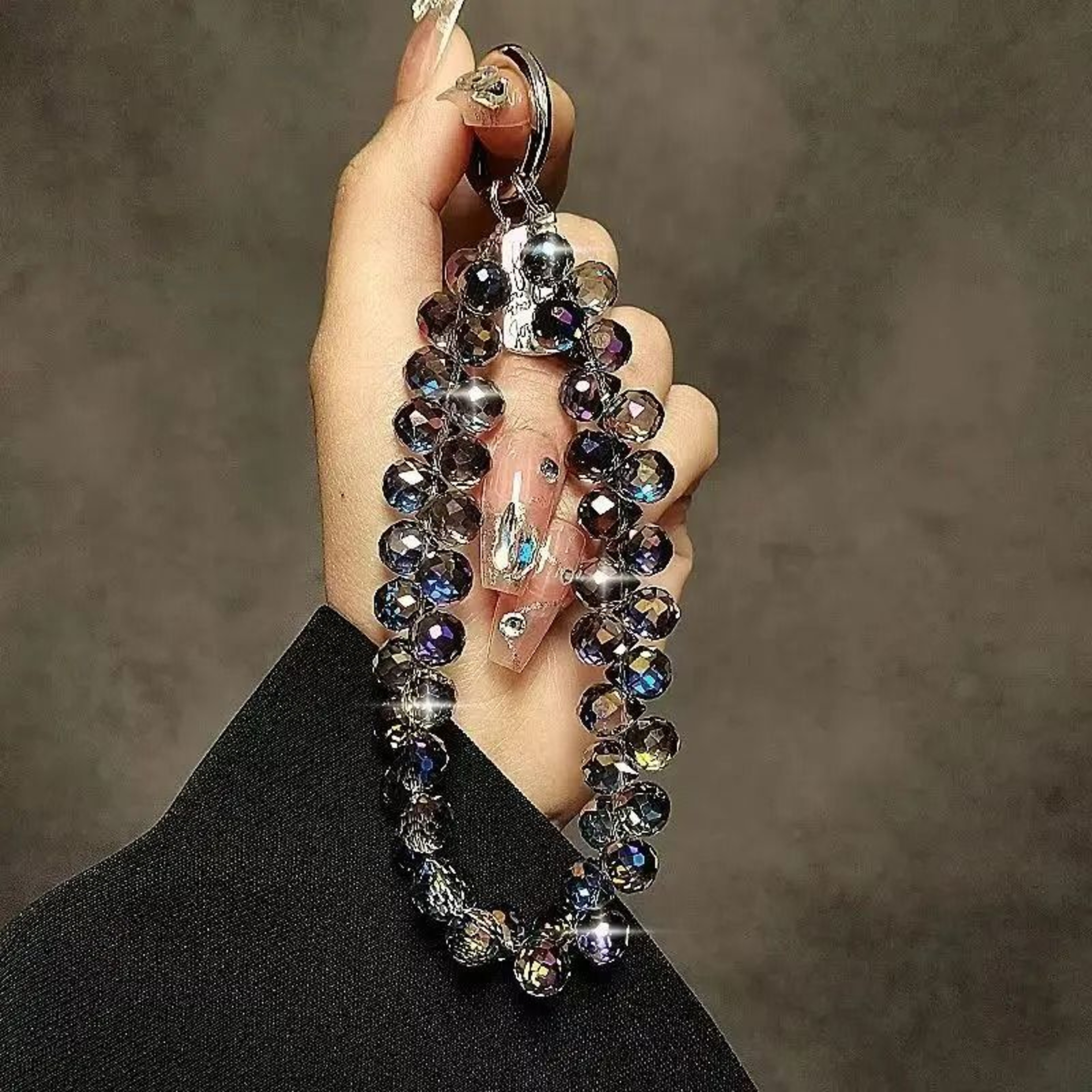 Luxury Sparkling Diamond Crystal Bead Phone Charm Wrist Strap With Universal Tether Tab 3