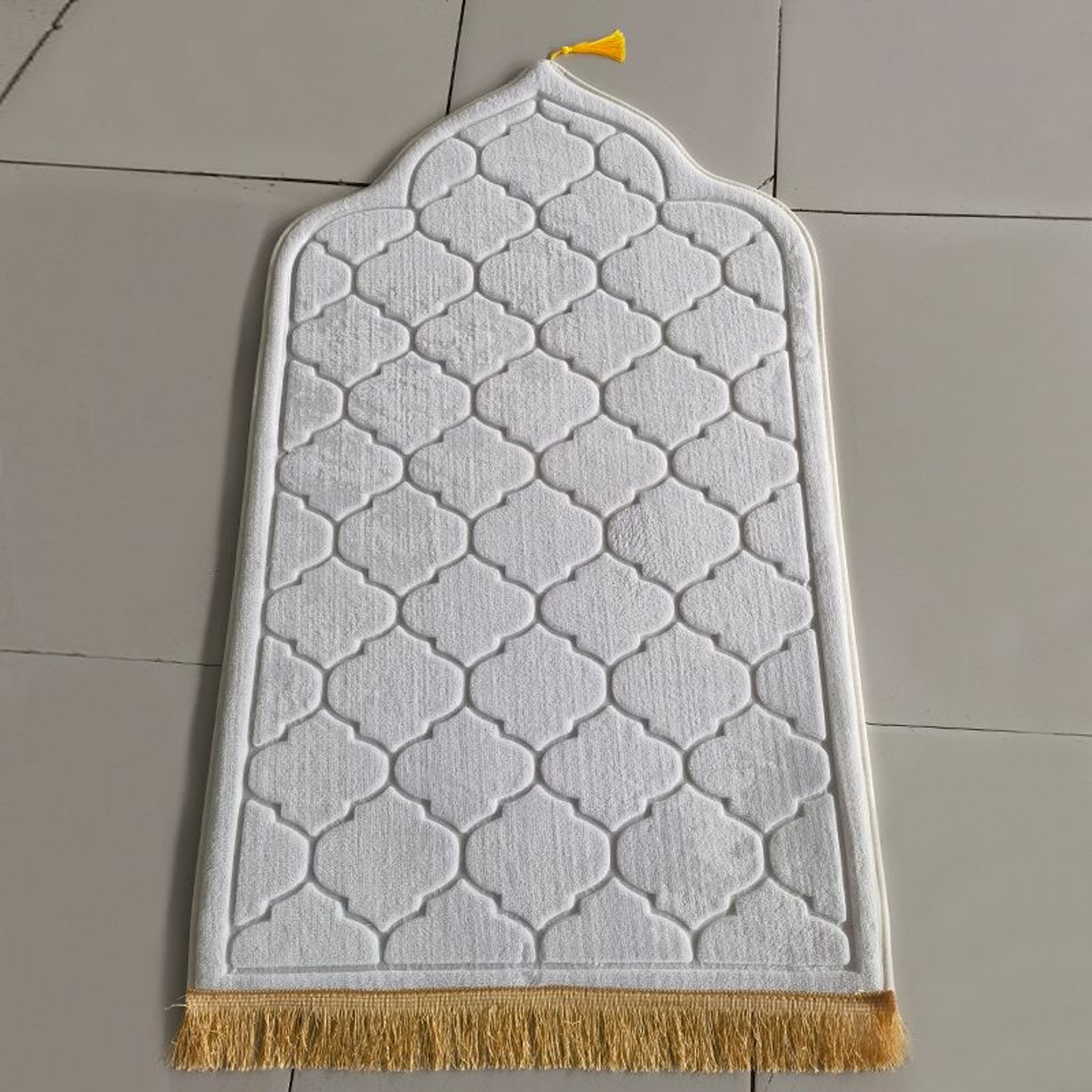 Flannel Embossed NonSlip Portable Prayer Rug 6