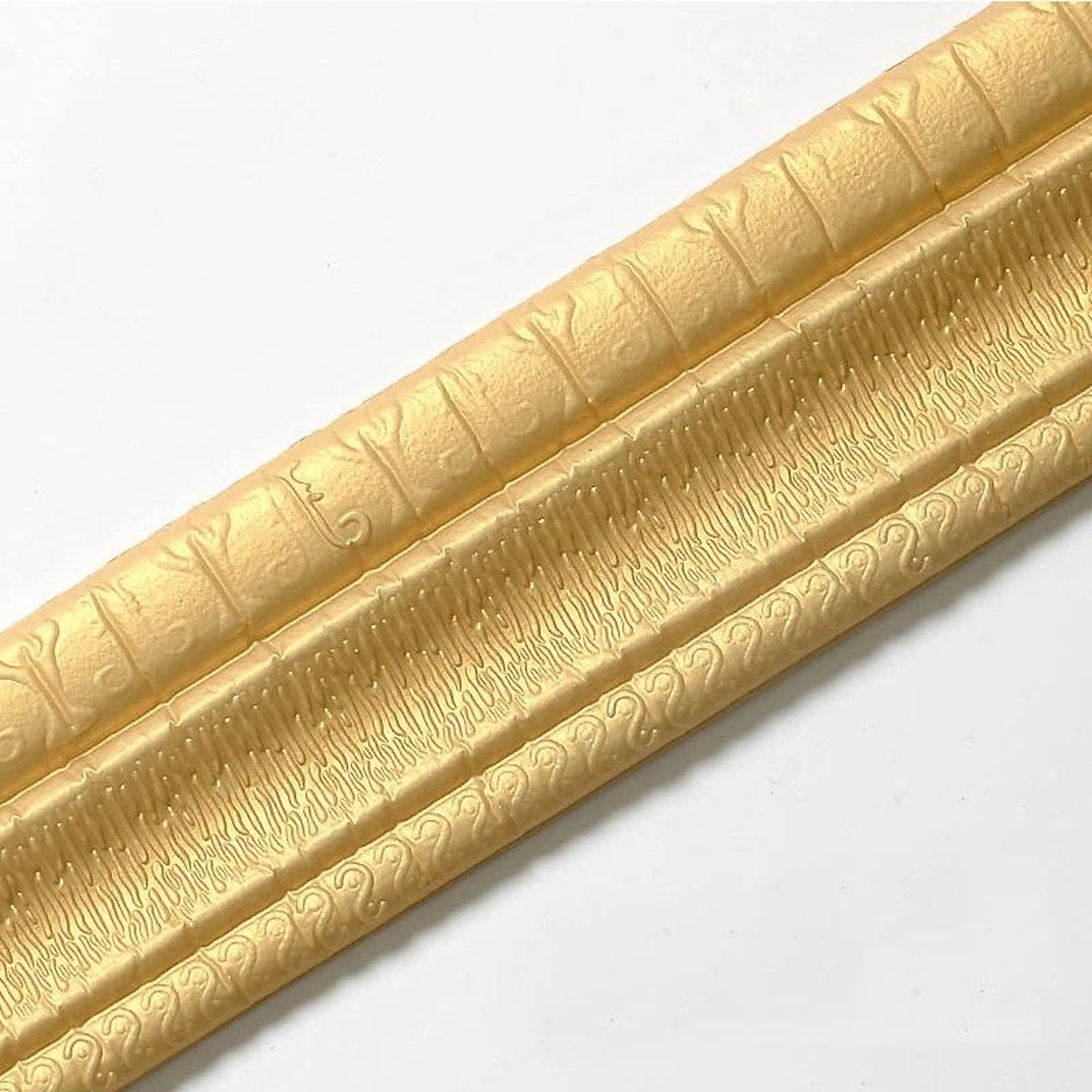 3D Patterned SelfAdhesive Wall Skirting Border Strip 10