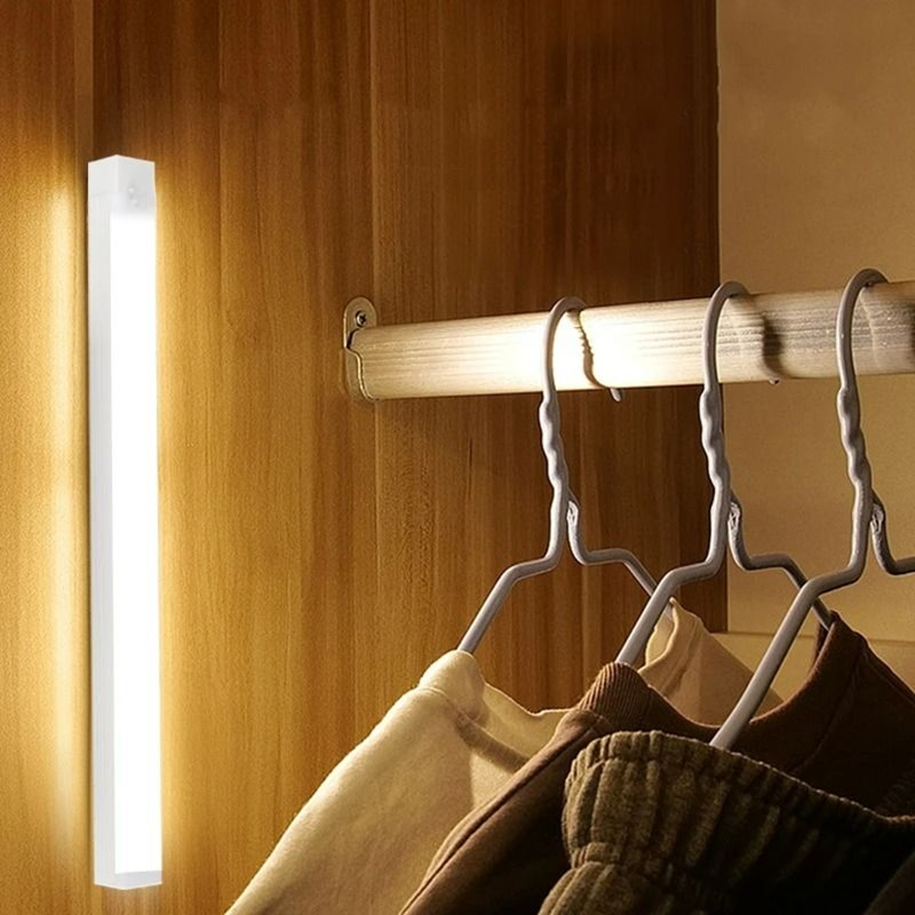 Elite Rechargeable Motion Sensor LED Bar Light 3