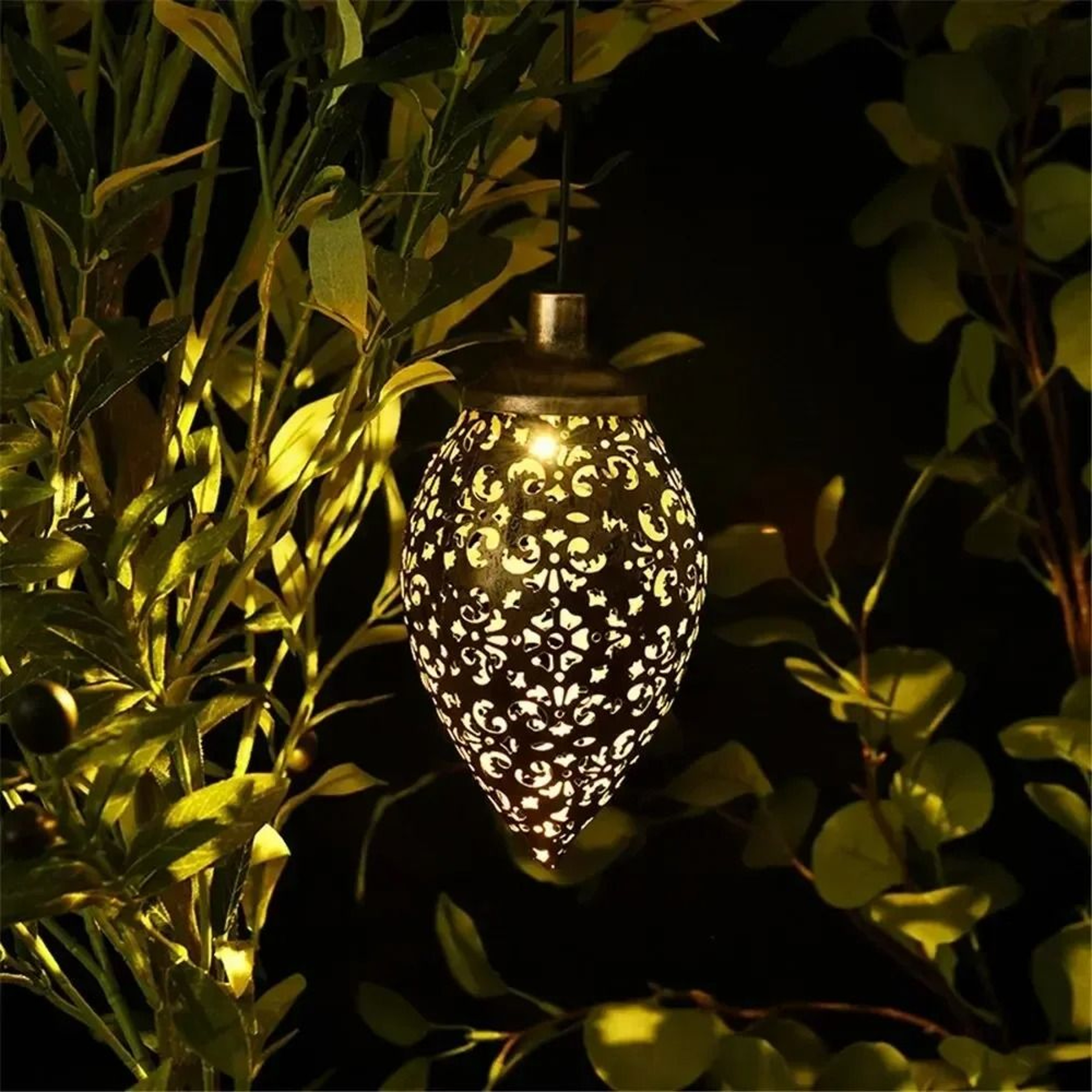 Outdoor Water Drop Shaped Solar Projection Light 2