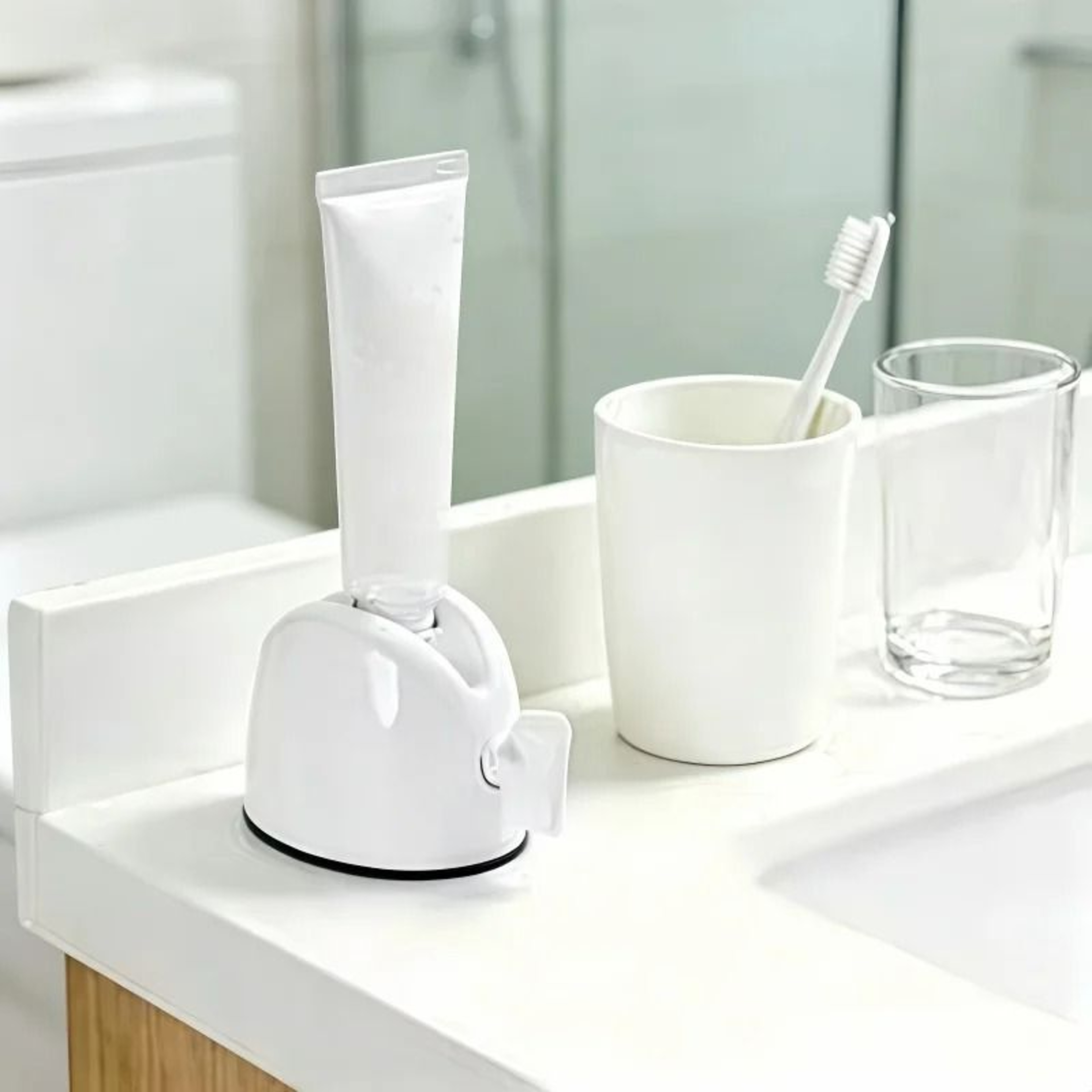 Rolling Toothpaste Squeezer And Tube Holder Stand 0
