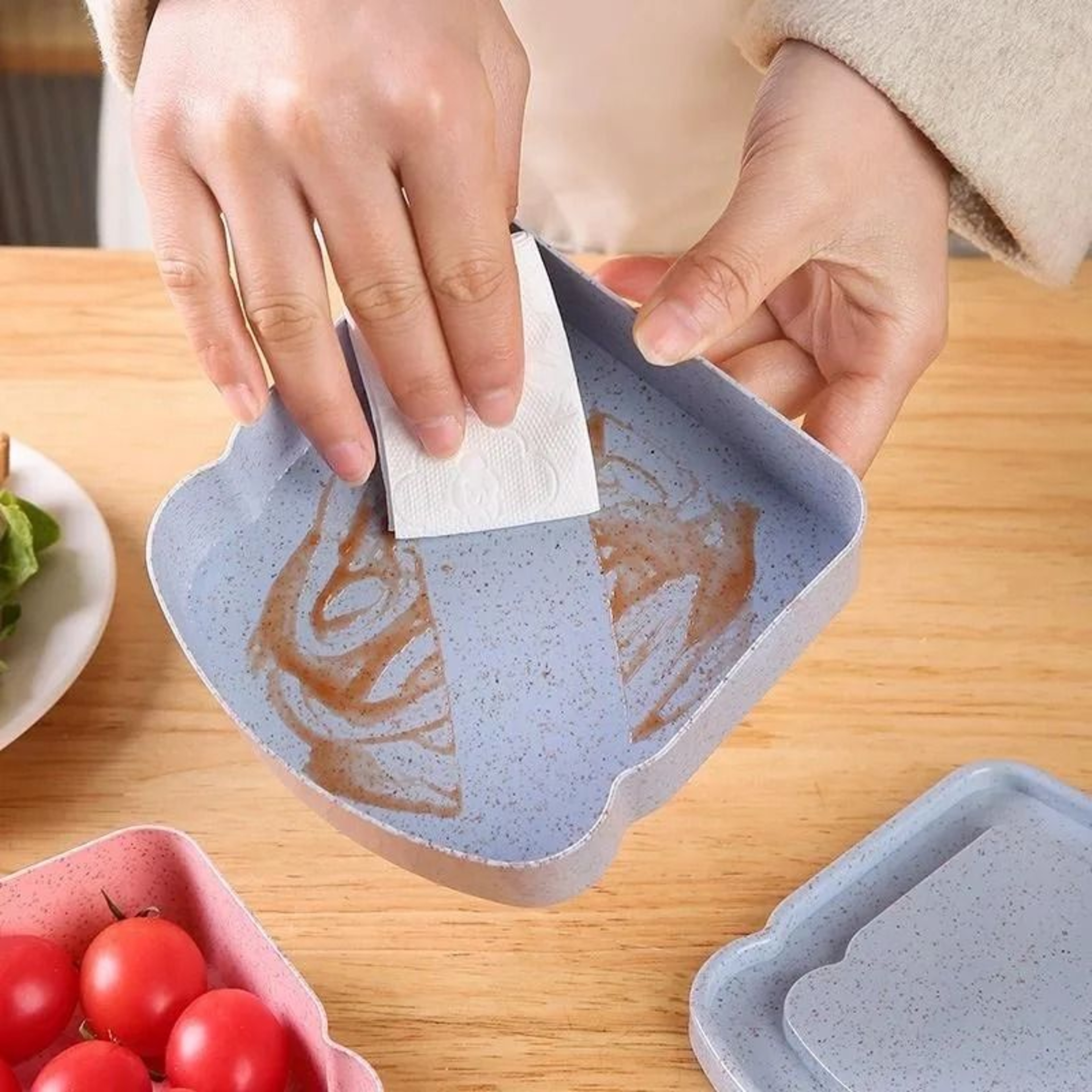 ToastShaped Reusable Silicone Sandwich Container 4