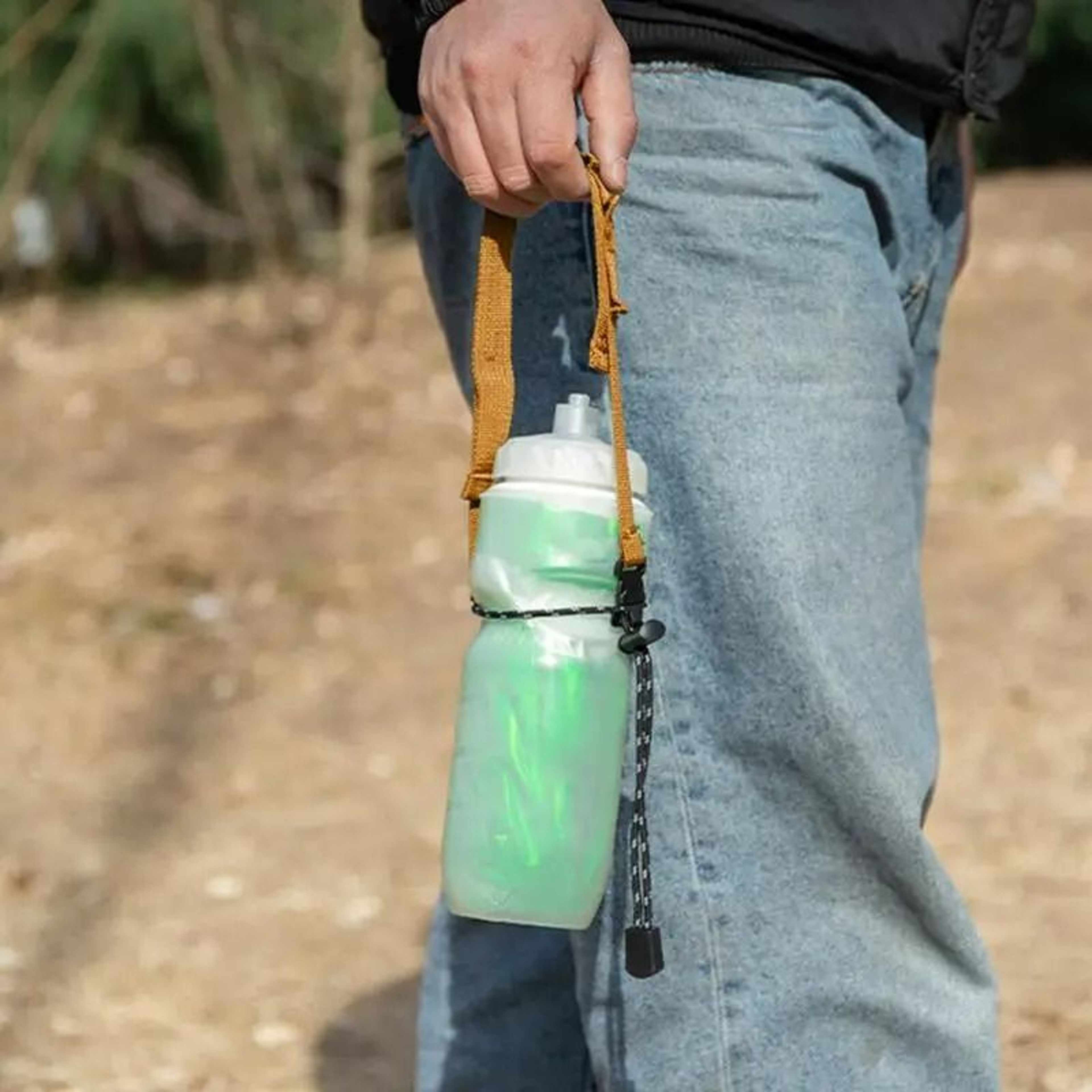 Adjustable Water Bottle Shoulder Strap Carrier 4