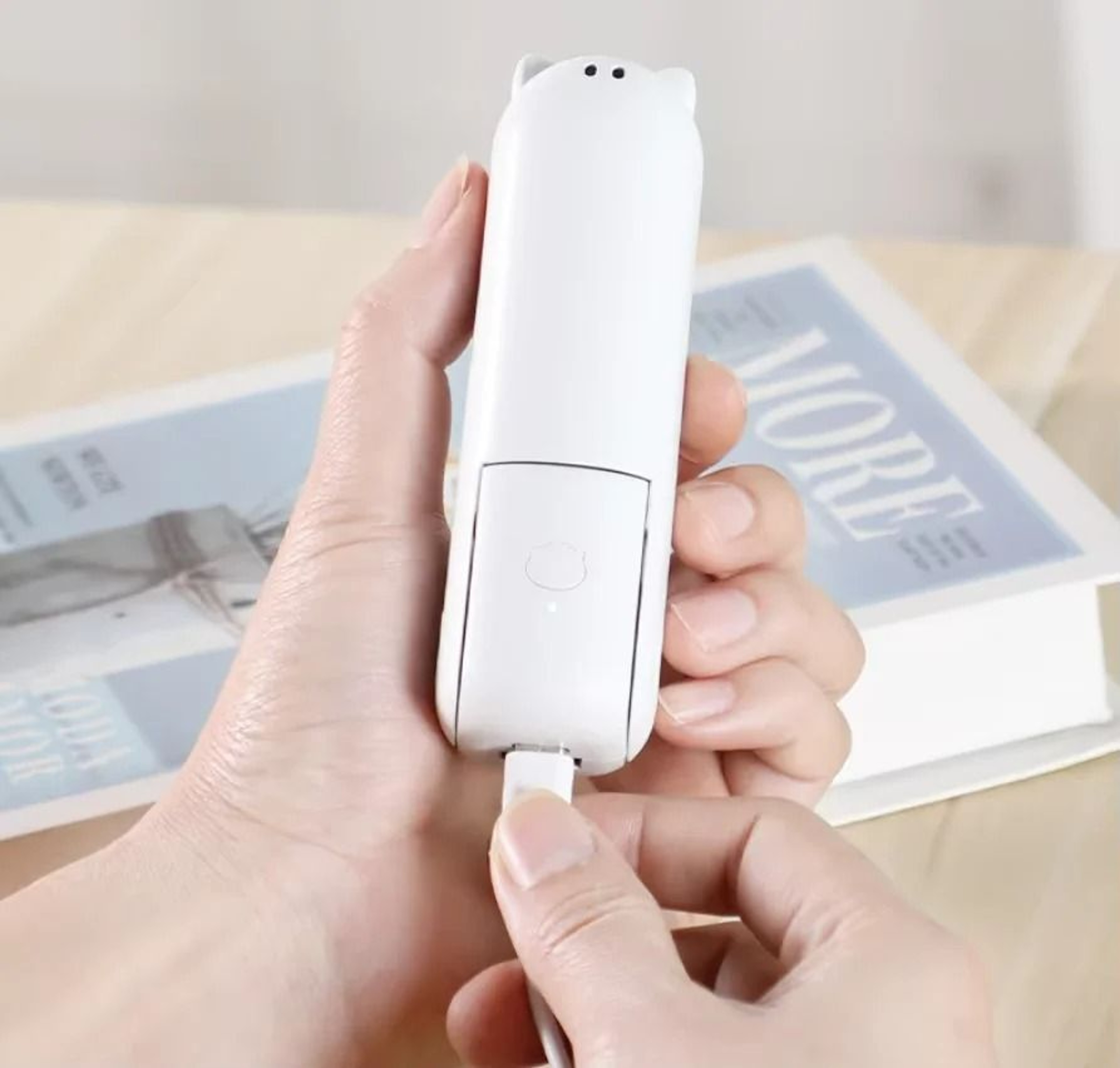 Mini Portable 3Speed Foldable Handheld Fan With Power Bank 1