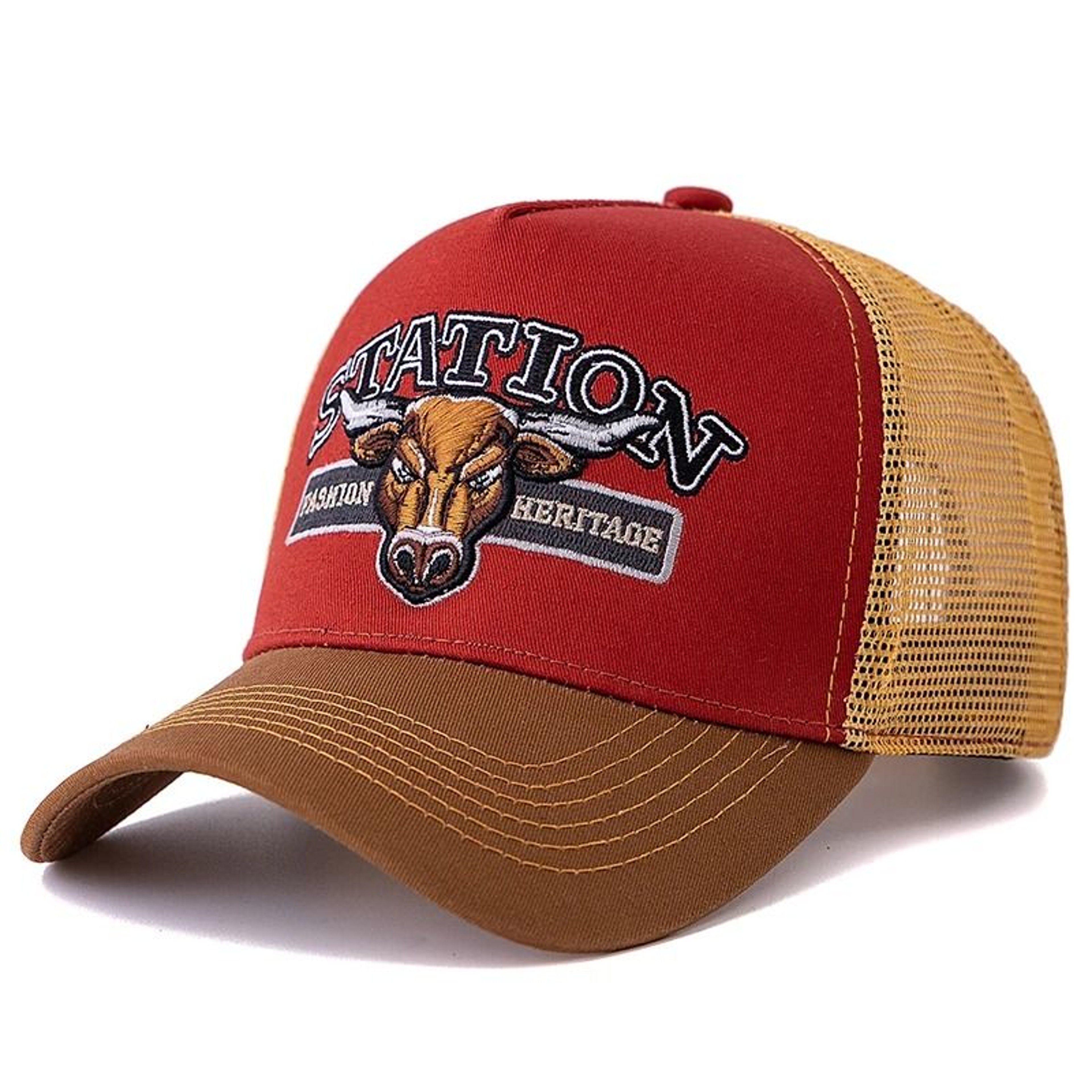 Unisex Summer Breathable Mesh Bulls Head Patch Trucker Hat 1