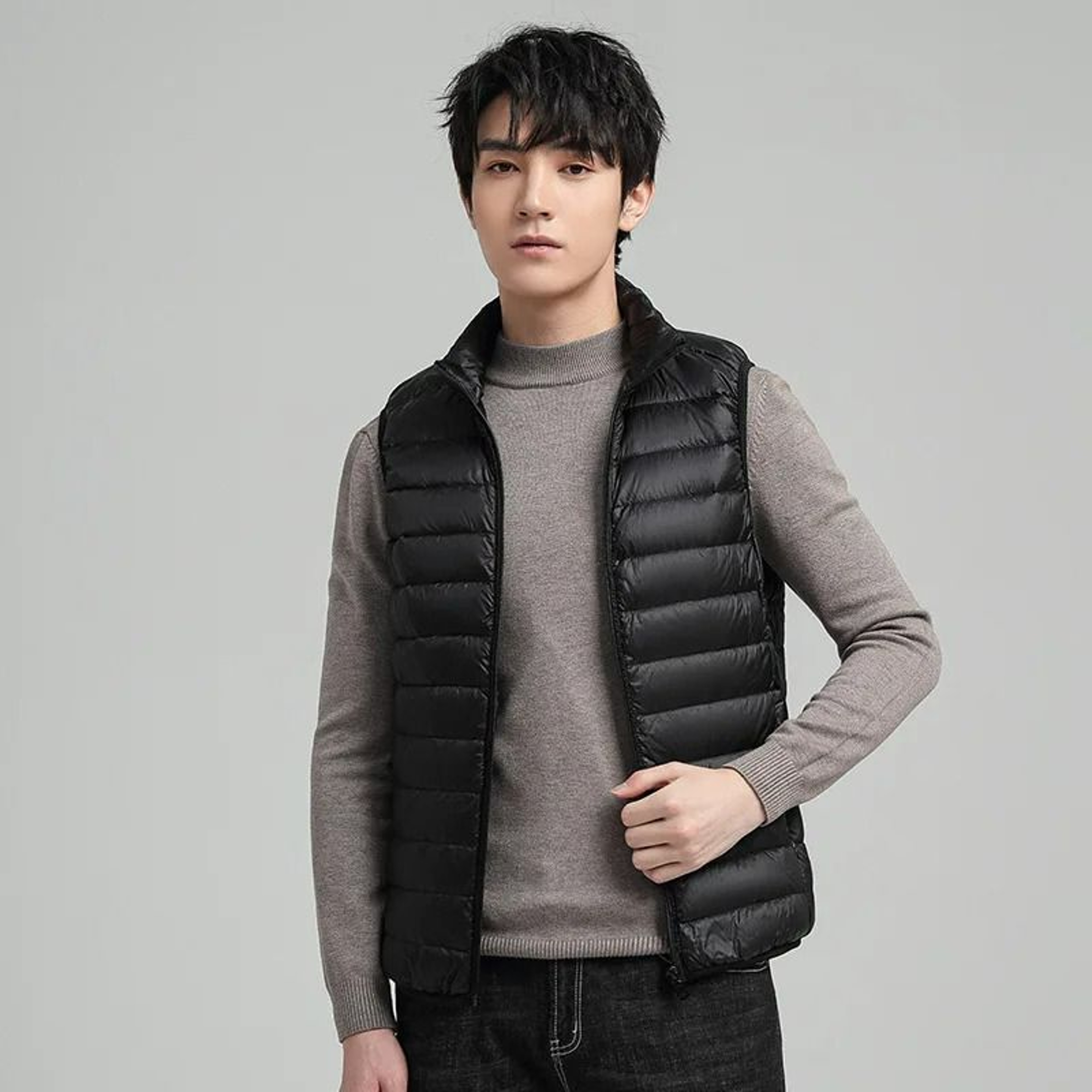 Mens UltraLightweight White Duck Down Vest 1