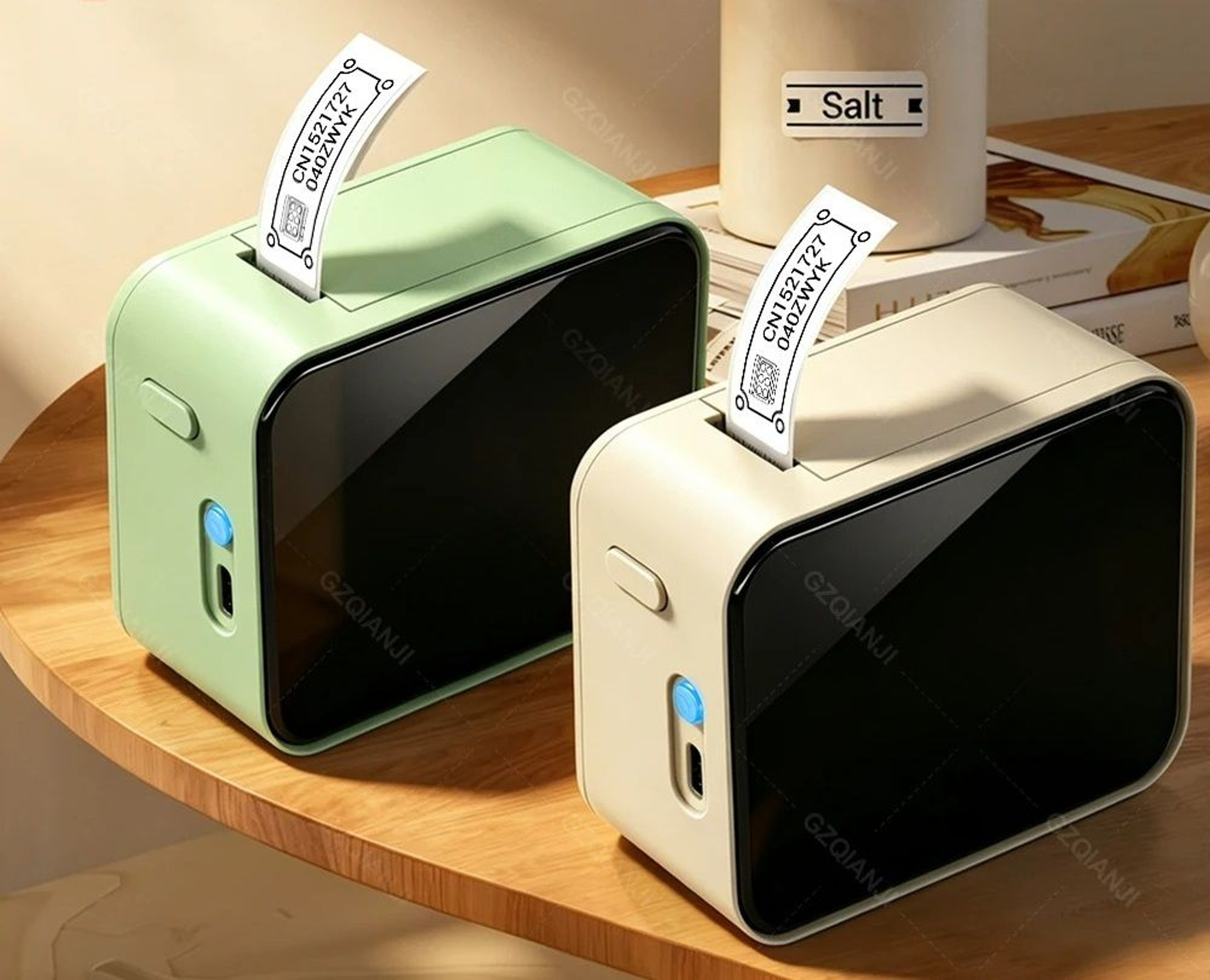 Mini Handheld Wireless Thermal Label Maker With Color Label Papers 1