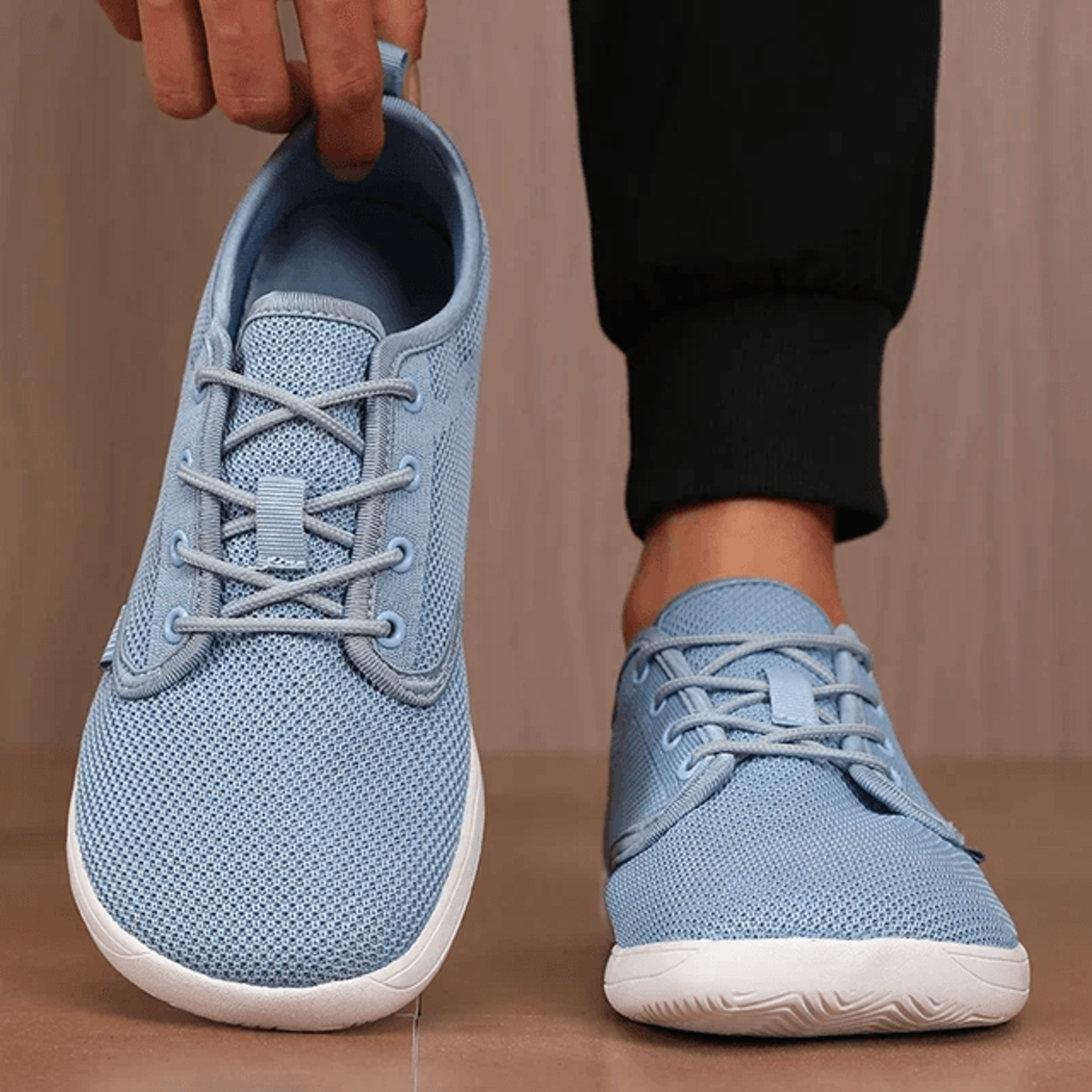 AirExpand Wide Toe Knitted Mesh Walking Shoes For Men 3