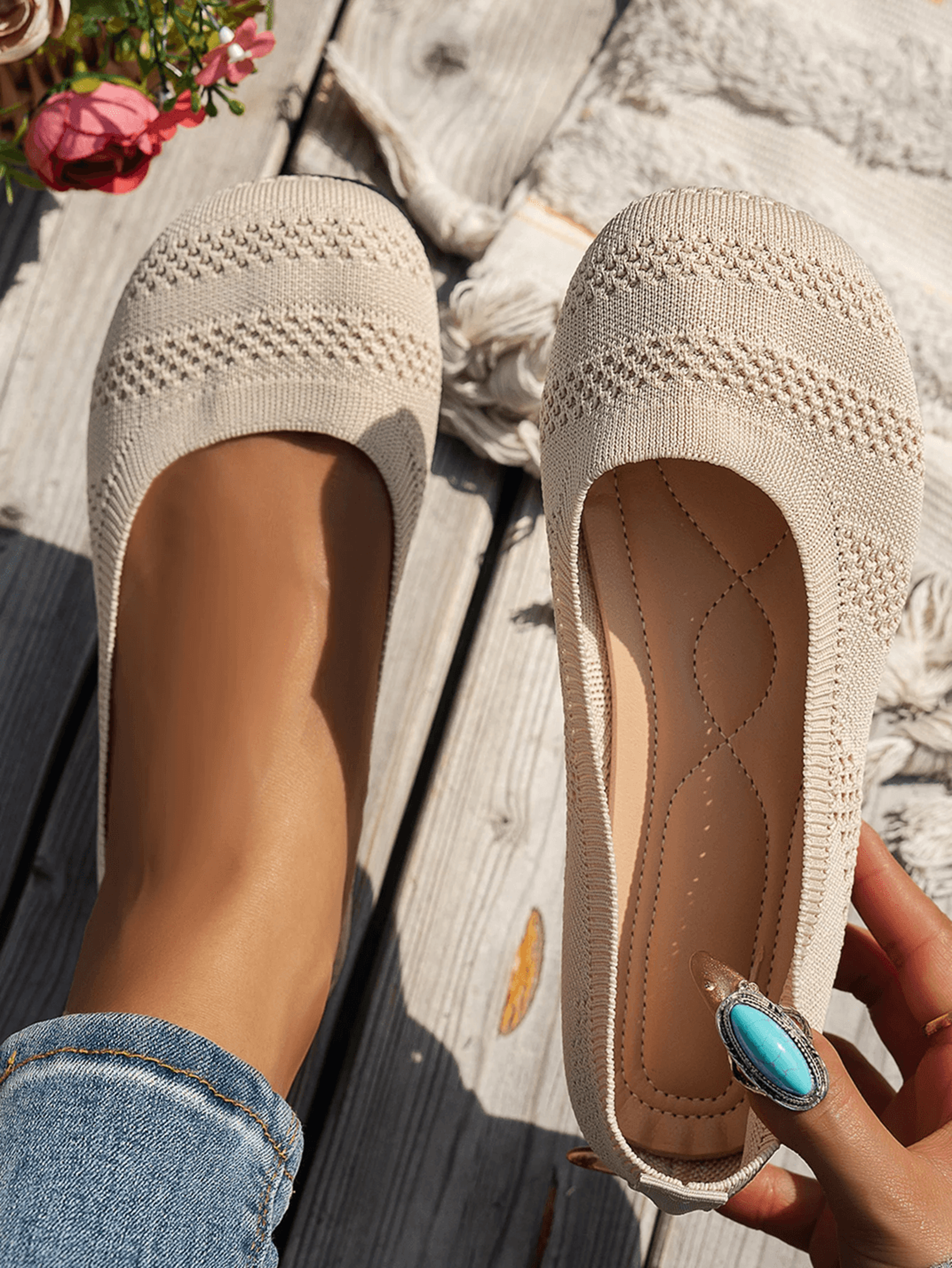 Womens Comfortable Round Toe Knit Flats Versatile SlipOn Shoes For AllDay Wear 0