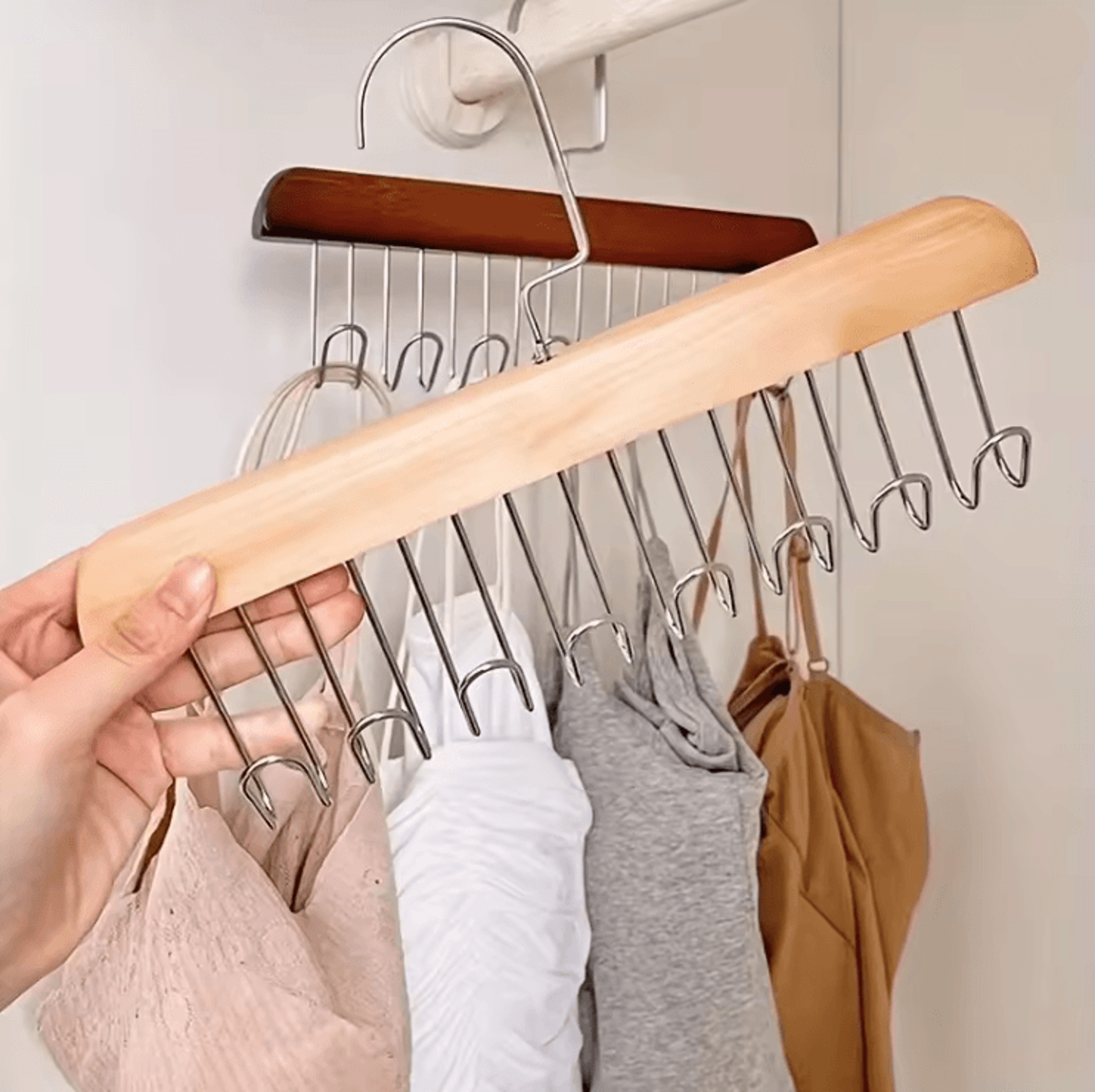 EcoHaven Wooden Multi Hook Hanger Organizer 1
