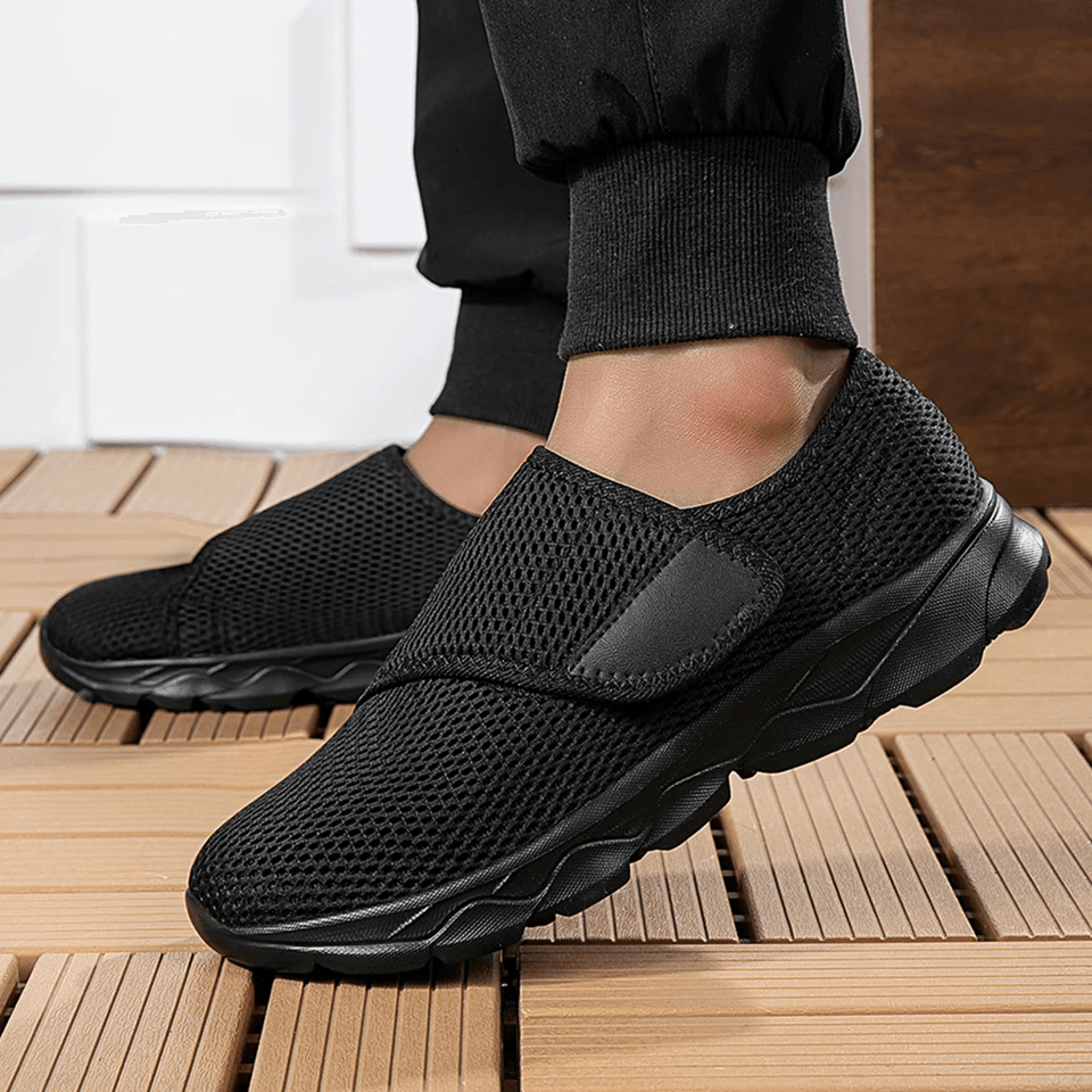 OrthoEase Adjustable Diabetic Walking Shoes For Wide And Swollen Feet 0