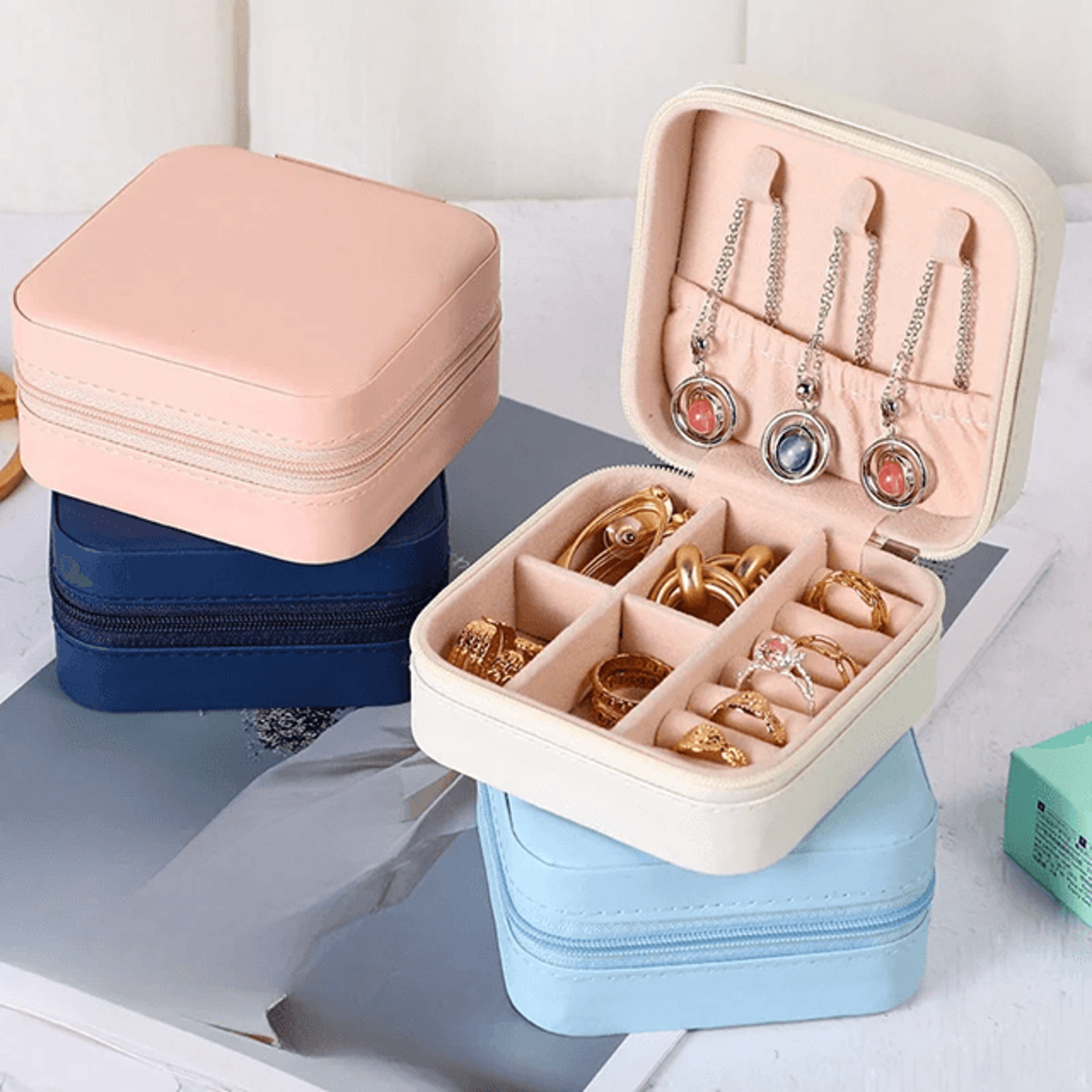 Mini Travel Jewelry Storage Box For Earrings Rings And Necklaces 2