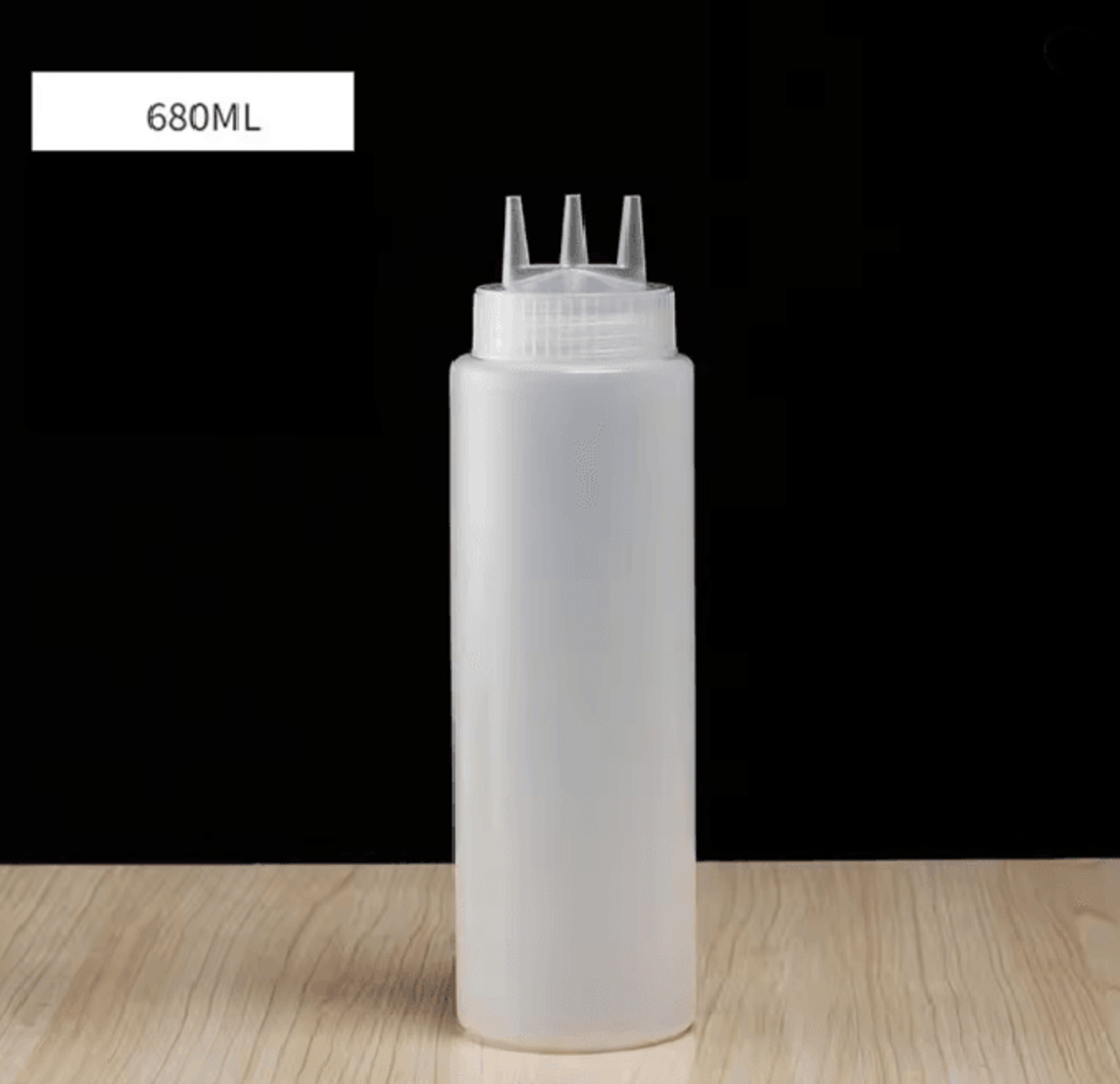 Squeezable Sauce Bottle With Nozzles 11