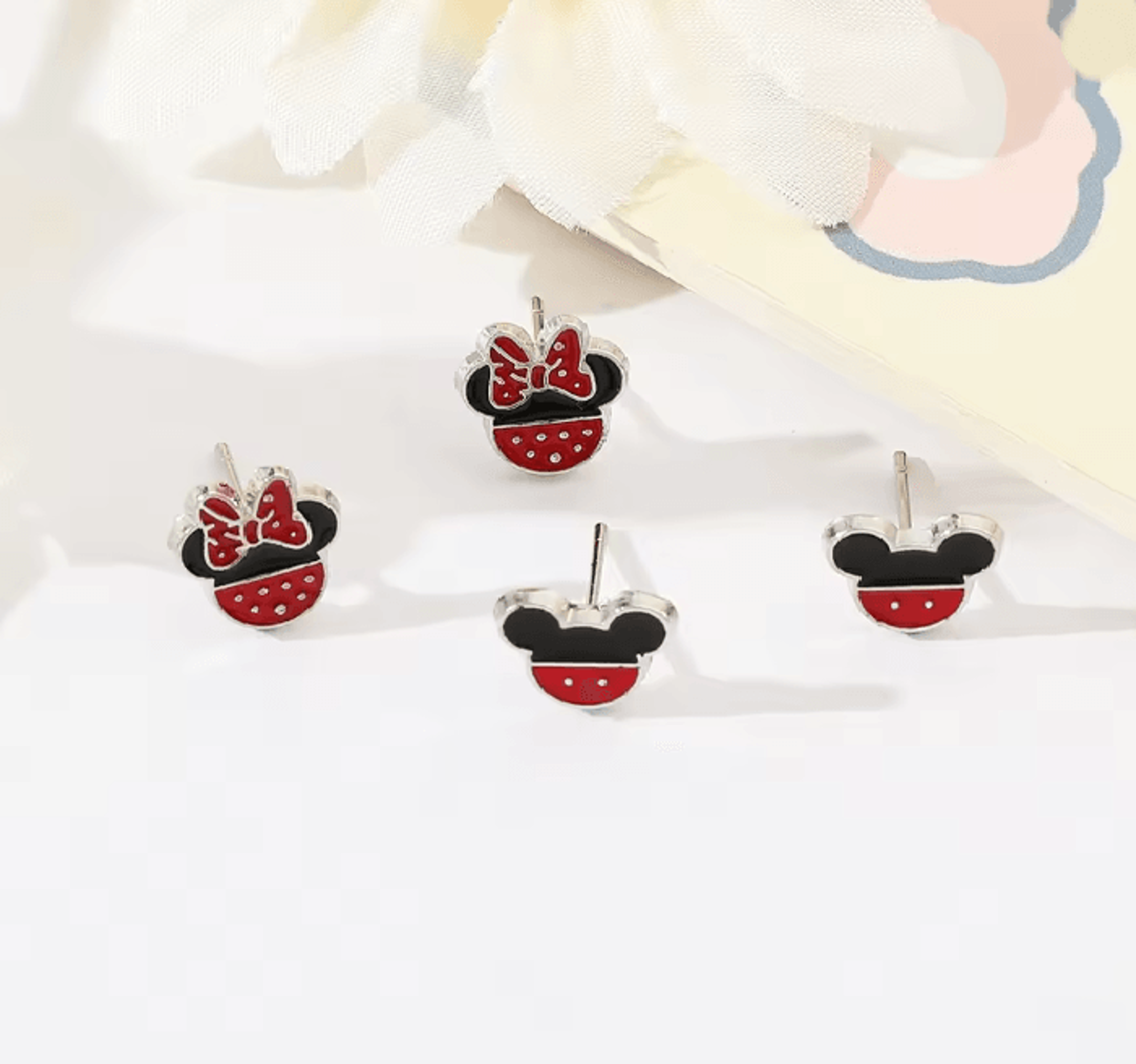 MiniChic Cartoon Pearl Earrings 0