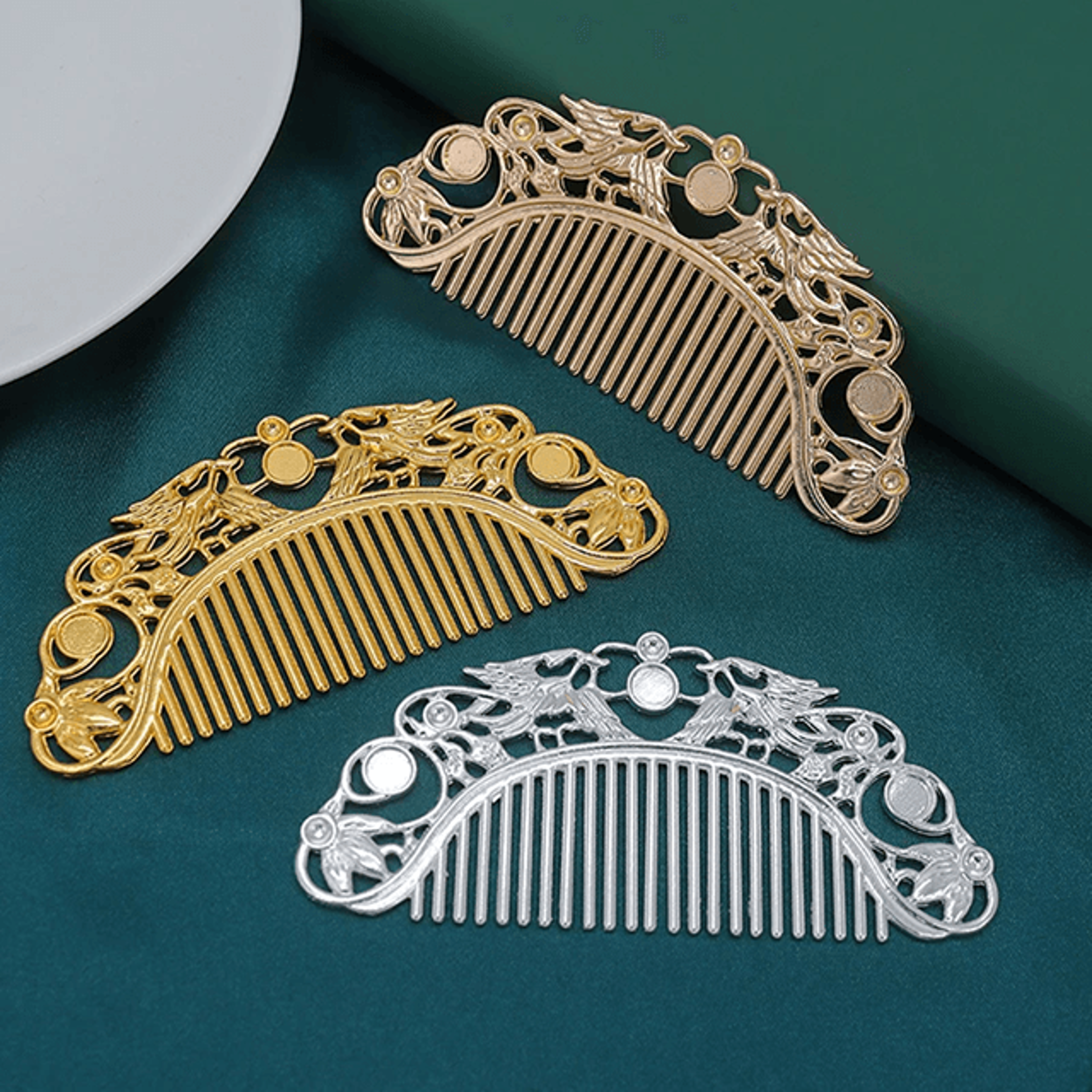 Hanfu Retro Carved Hairpin Comb 1
