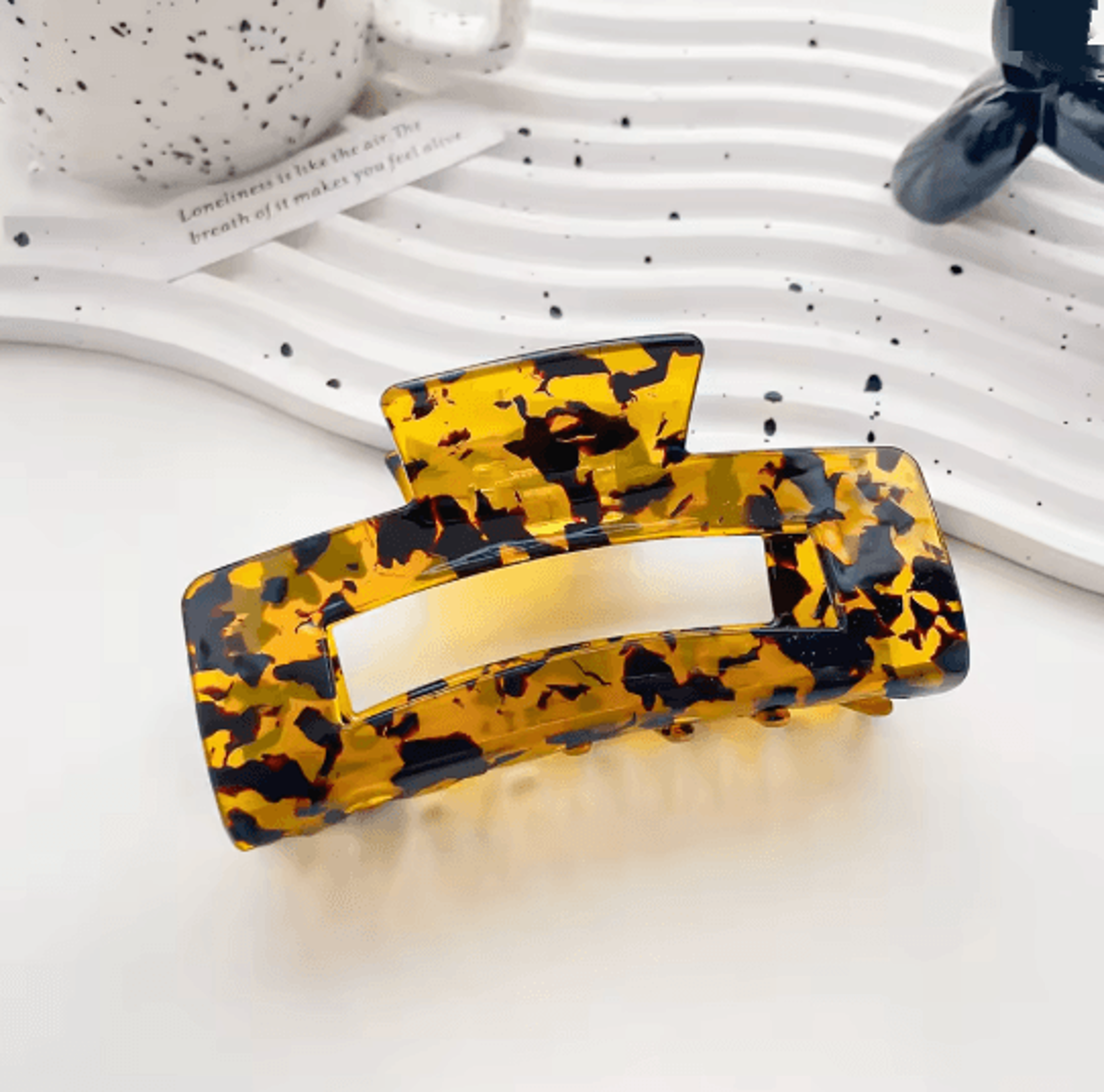 Vintage Tortoiseshell Hair Claw Clip For Women 3