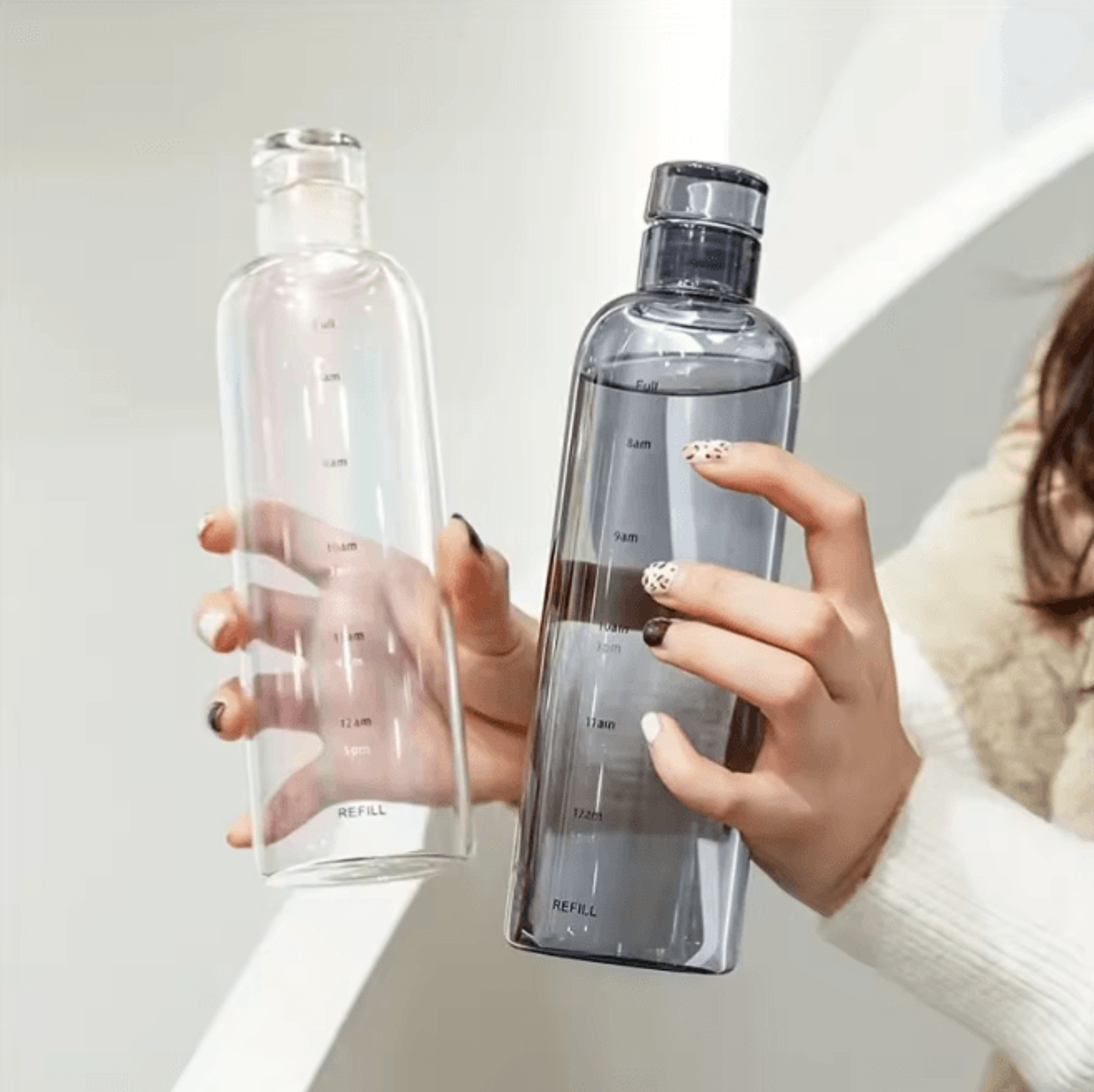 HydraTrack Leakproof Water Bottle With Time Scale 700ml 1