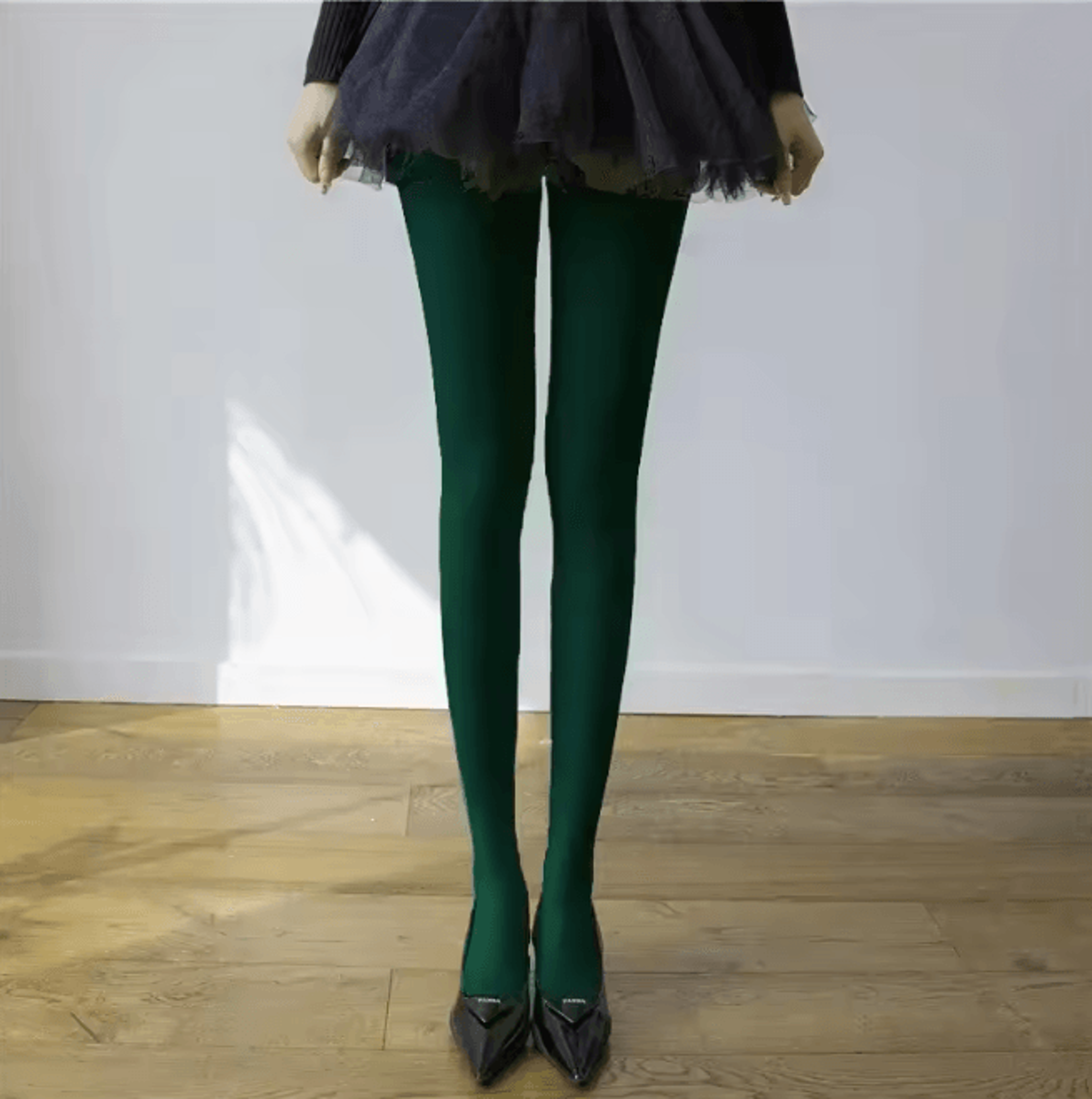 Womens Super Elastic Slim Fit Tights Comfortable All Season Wear 18