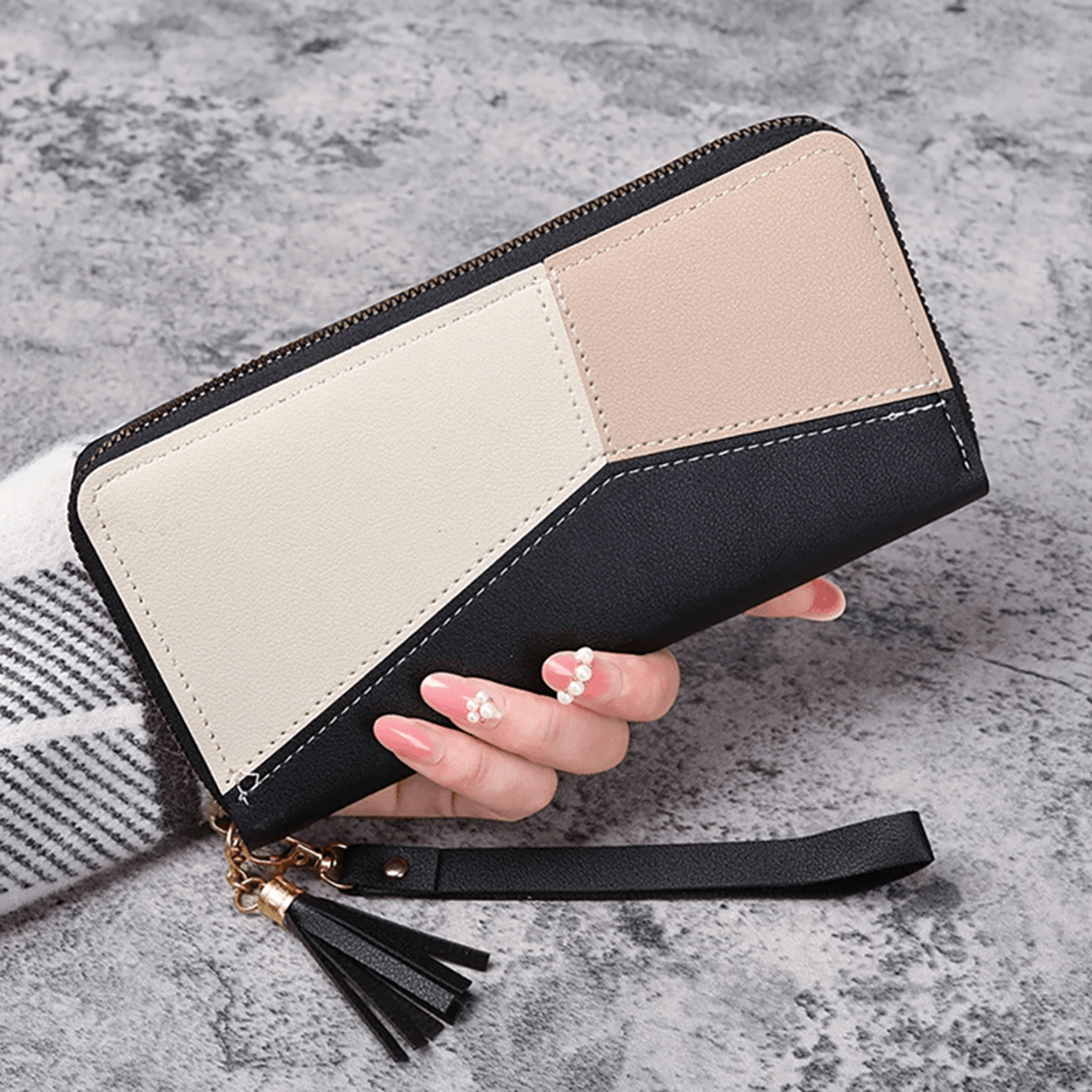 Large Capacity Womens Wallet With Phone Holder And Wrist Strap 4