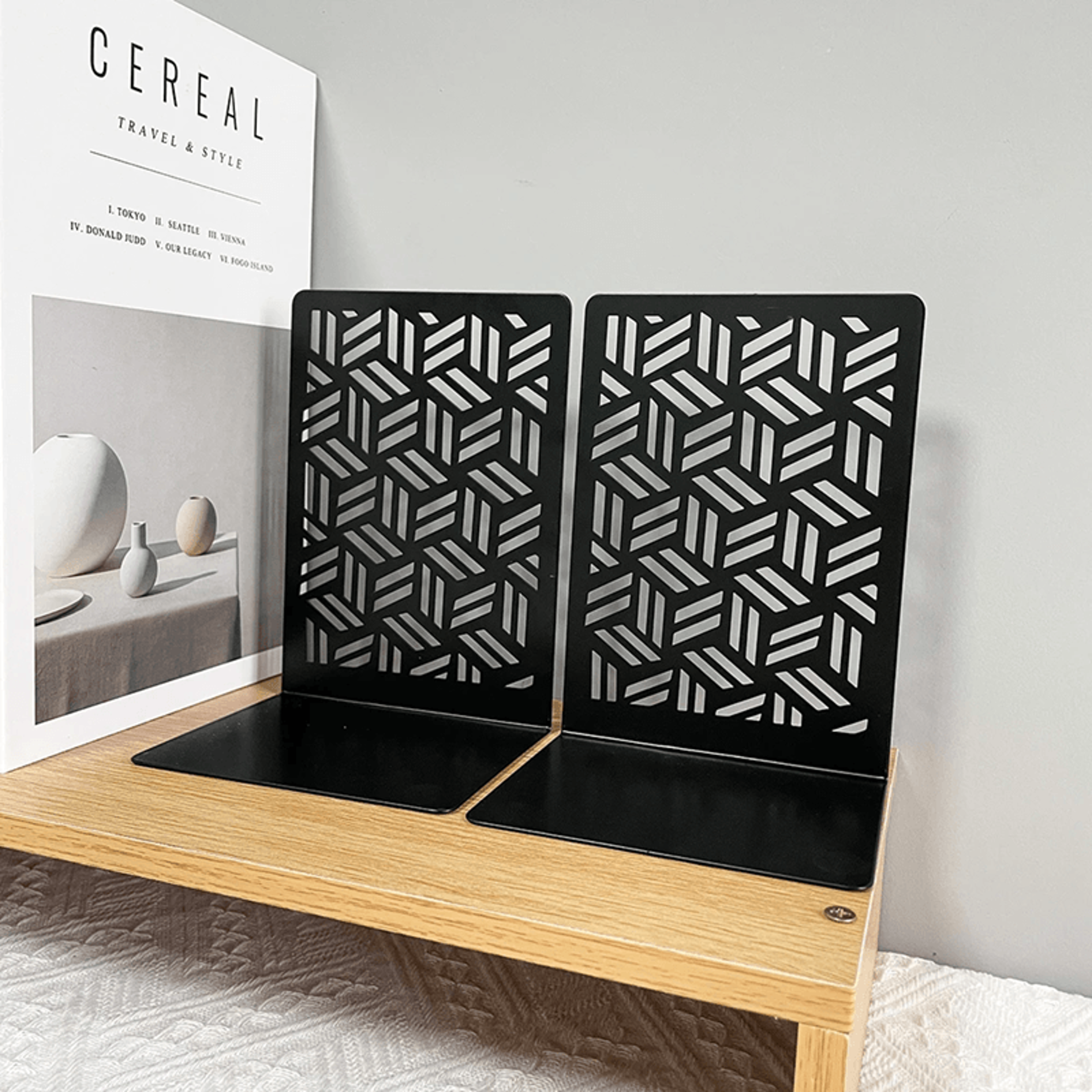 Heavy Duty Metal Bookends Door Design Non Slip Book Ends Set 0