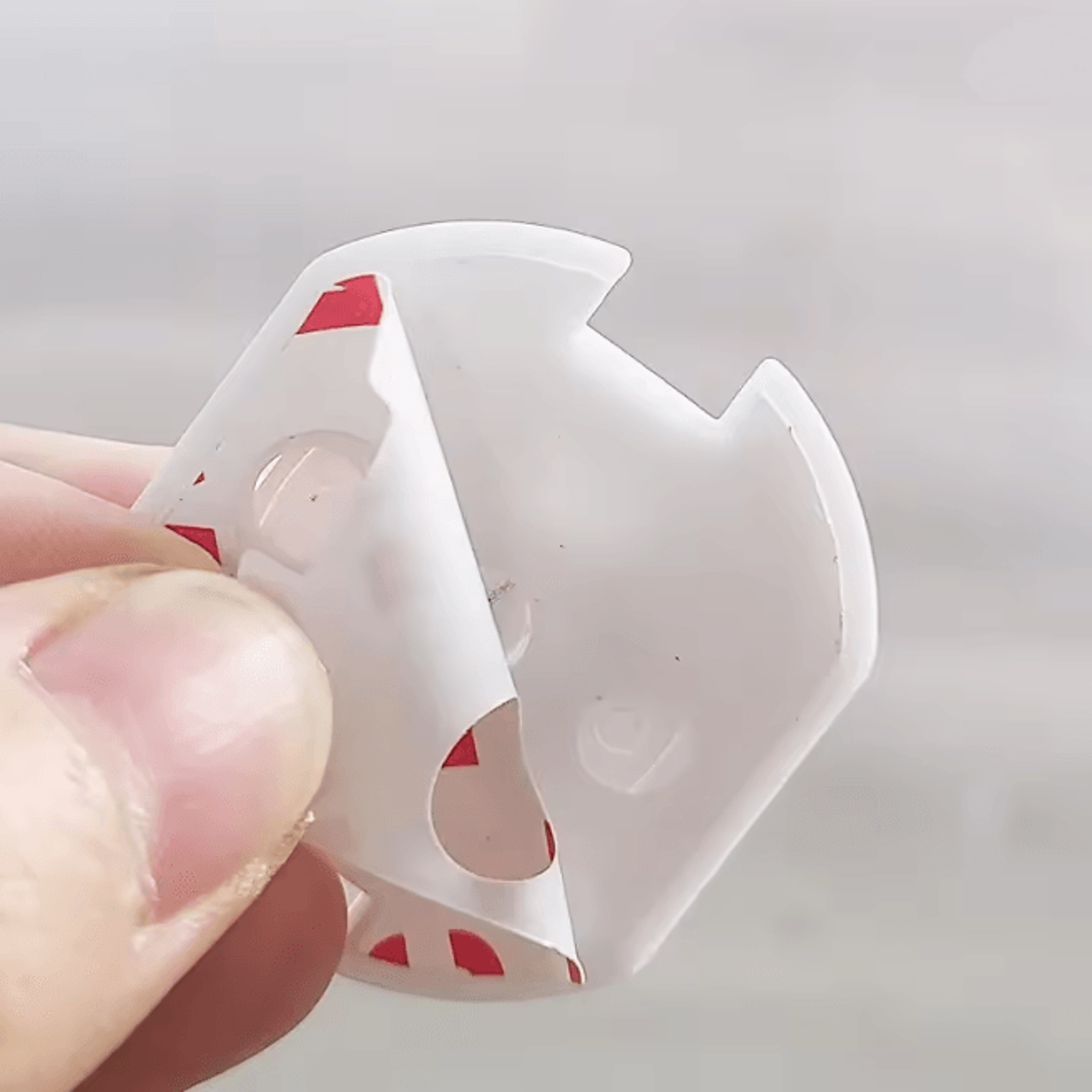 SafePlug Baby Outlet Covers 10 Pack Socket Protectors 2