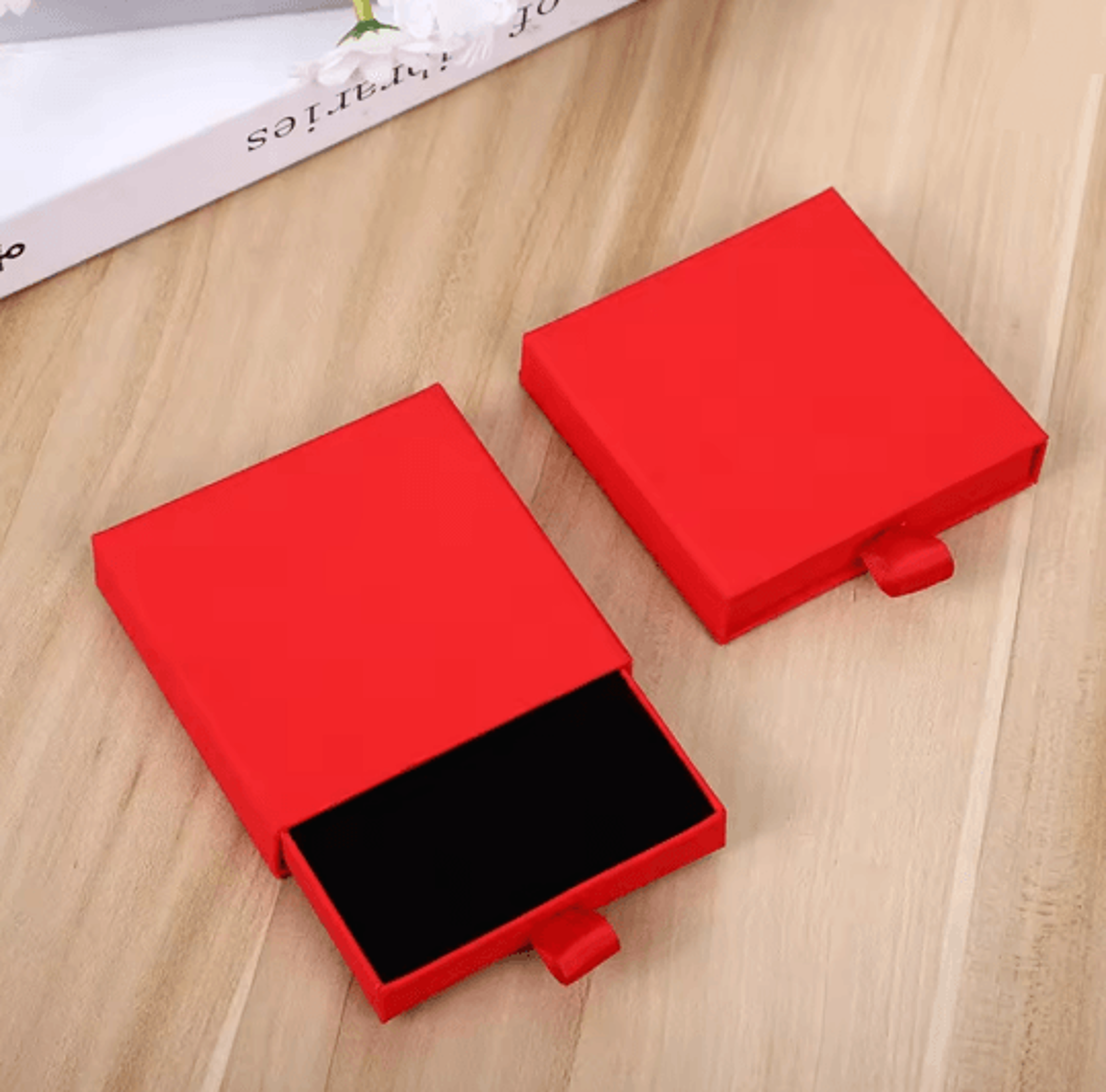 Thick Kraft Paper Drawer Jewelry Box With Sponge Insert 4