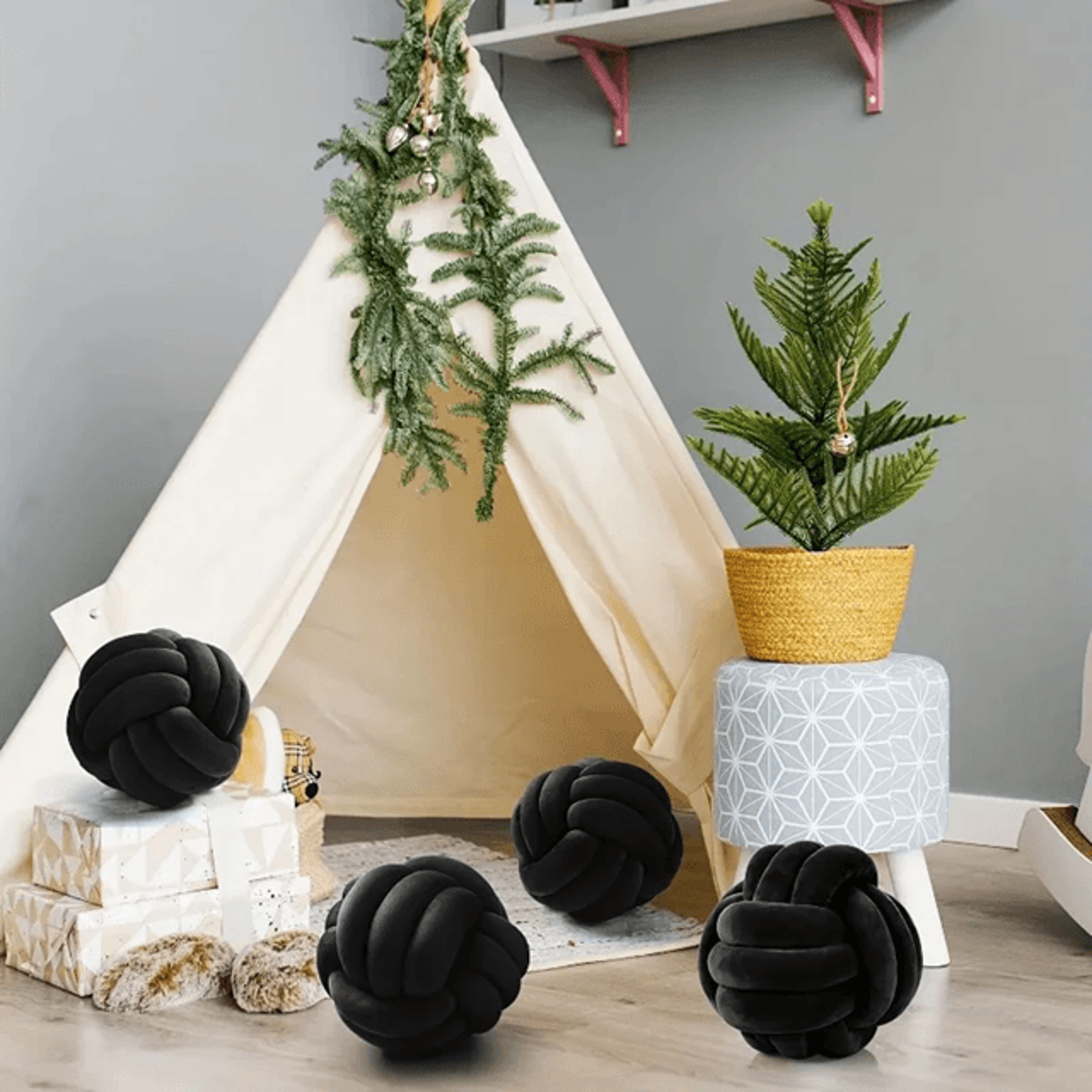 Cozy Knotted Ball Pillow Plush Decorative Cushion For Sofa And Gaming Chair 1