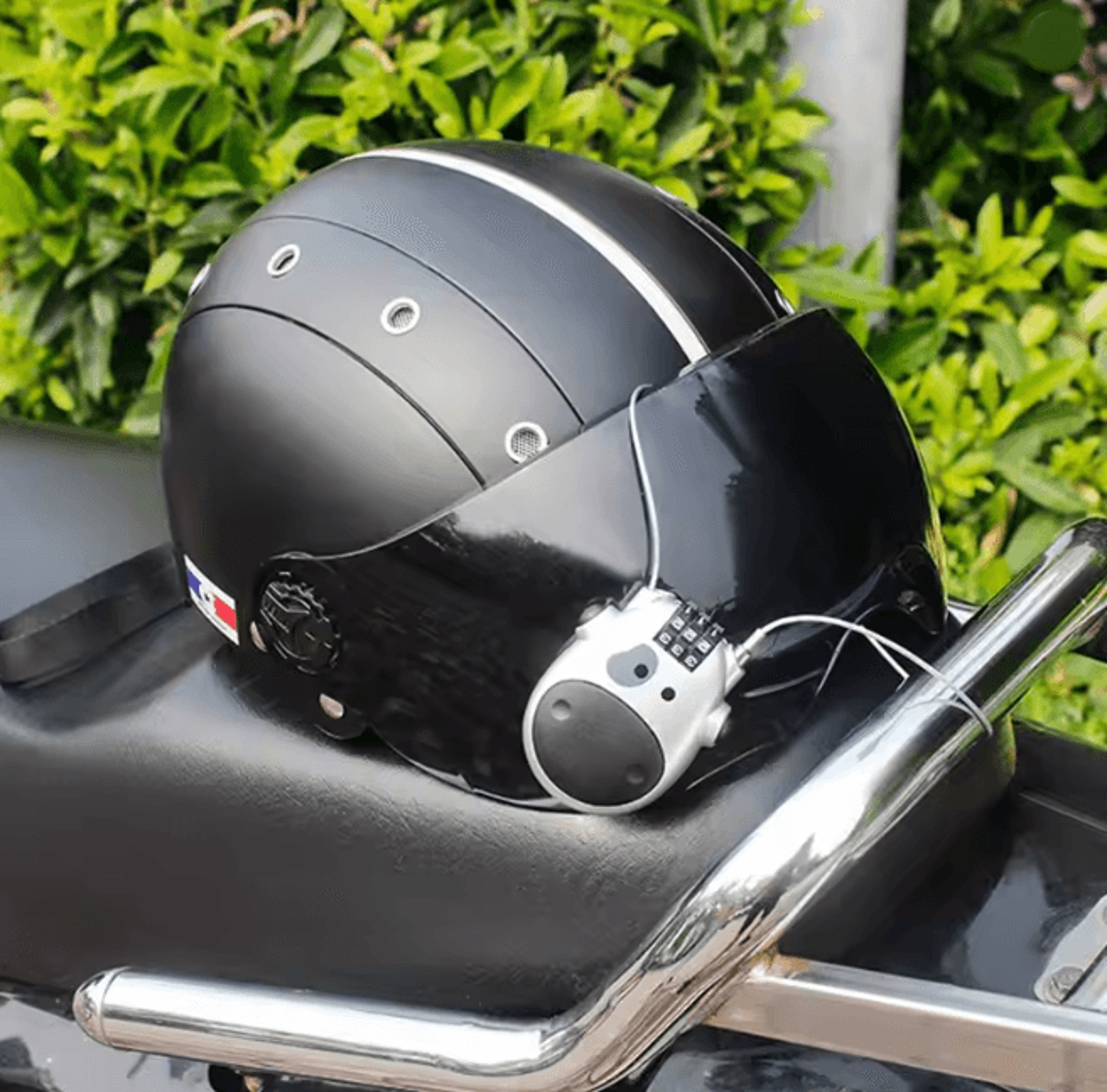 SecureFlex Retractable Bike Cable Lock With Combination Code 3