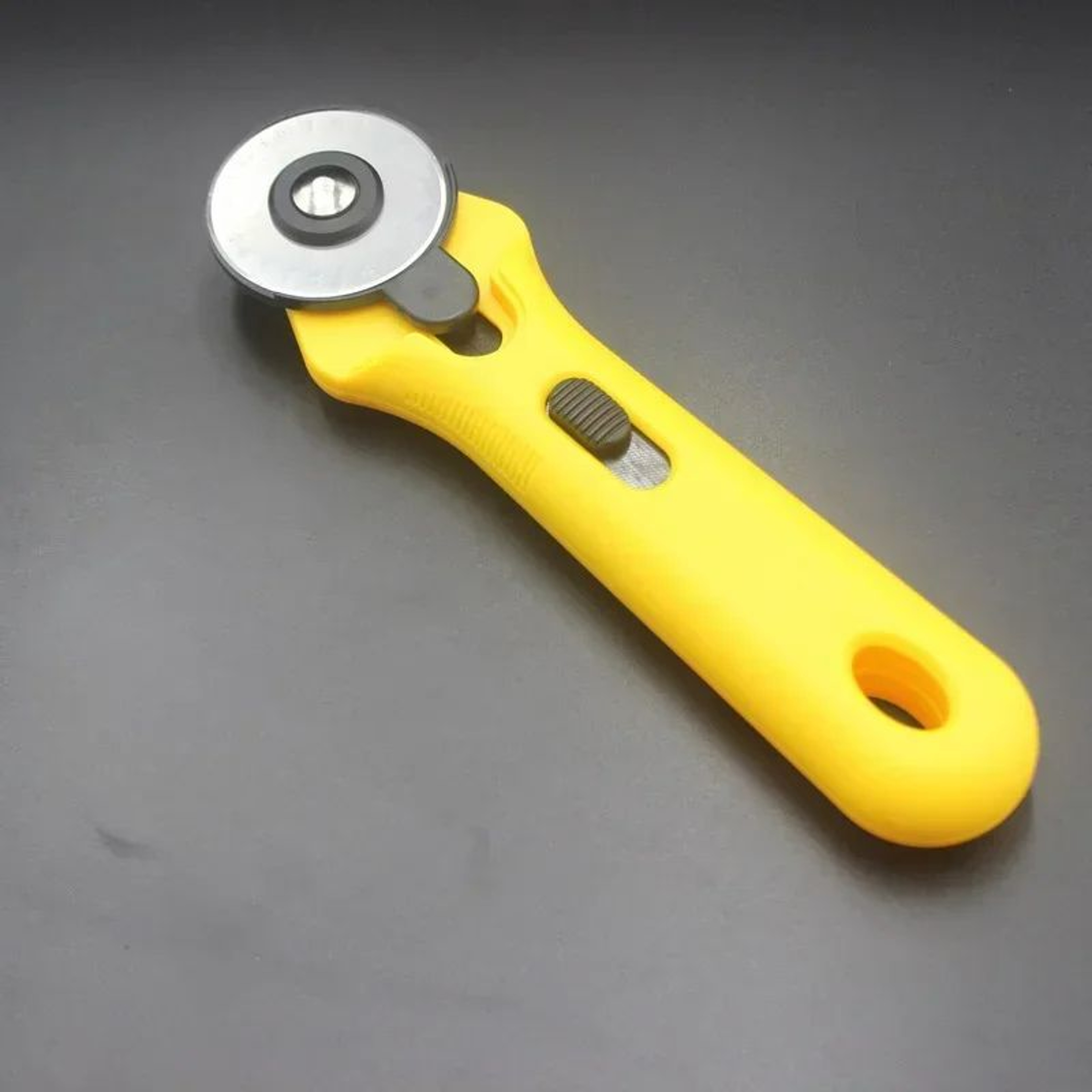 45mm Rotary Fabric Cutter Precision Quilting And Leather Cutting Tool 8