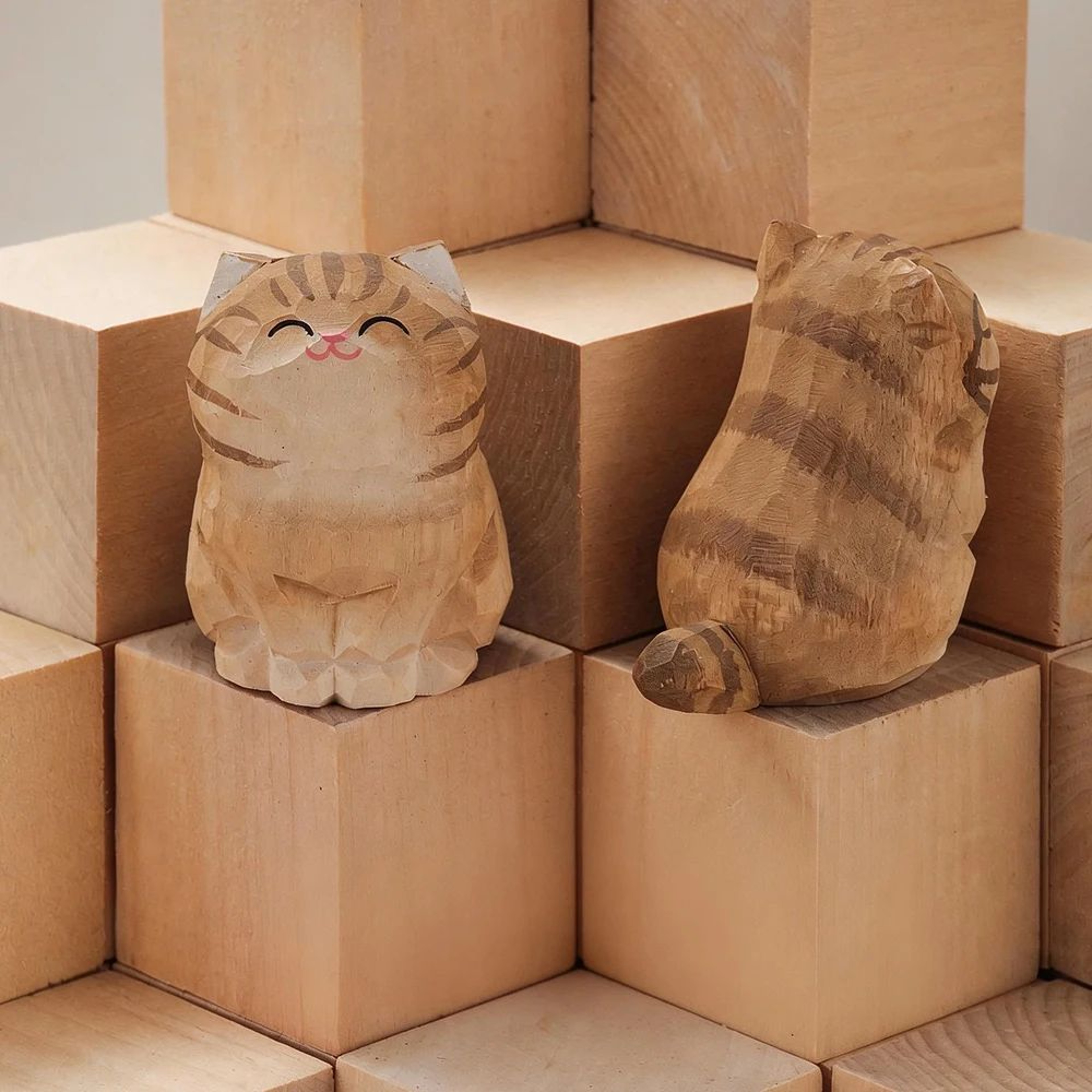 Hand Carved Wooden Cat Figurine Cute Kitten Desk Decor For Home And Car Styling 14