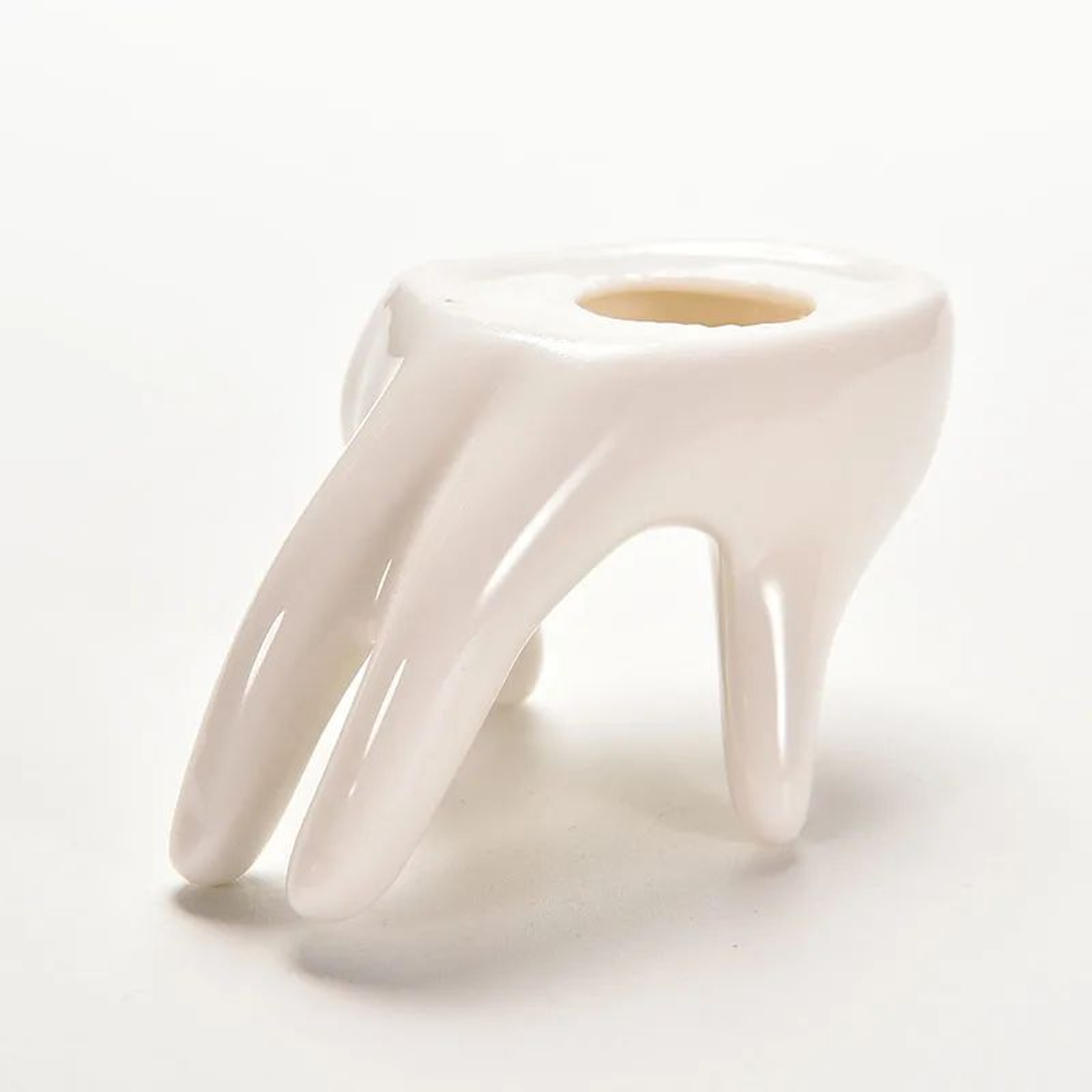 White Ceramic Air Plant Holder Minimalist Desk Planter For Home And Office Decor 5