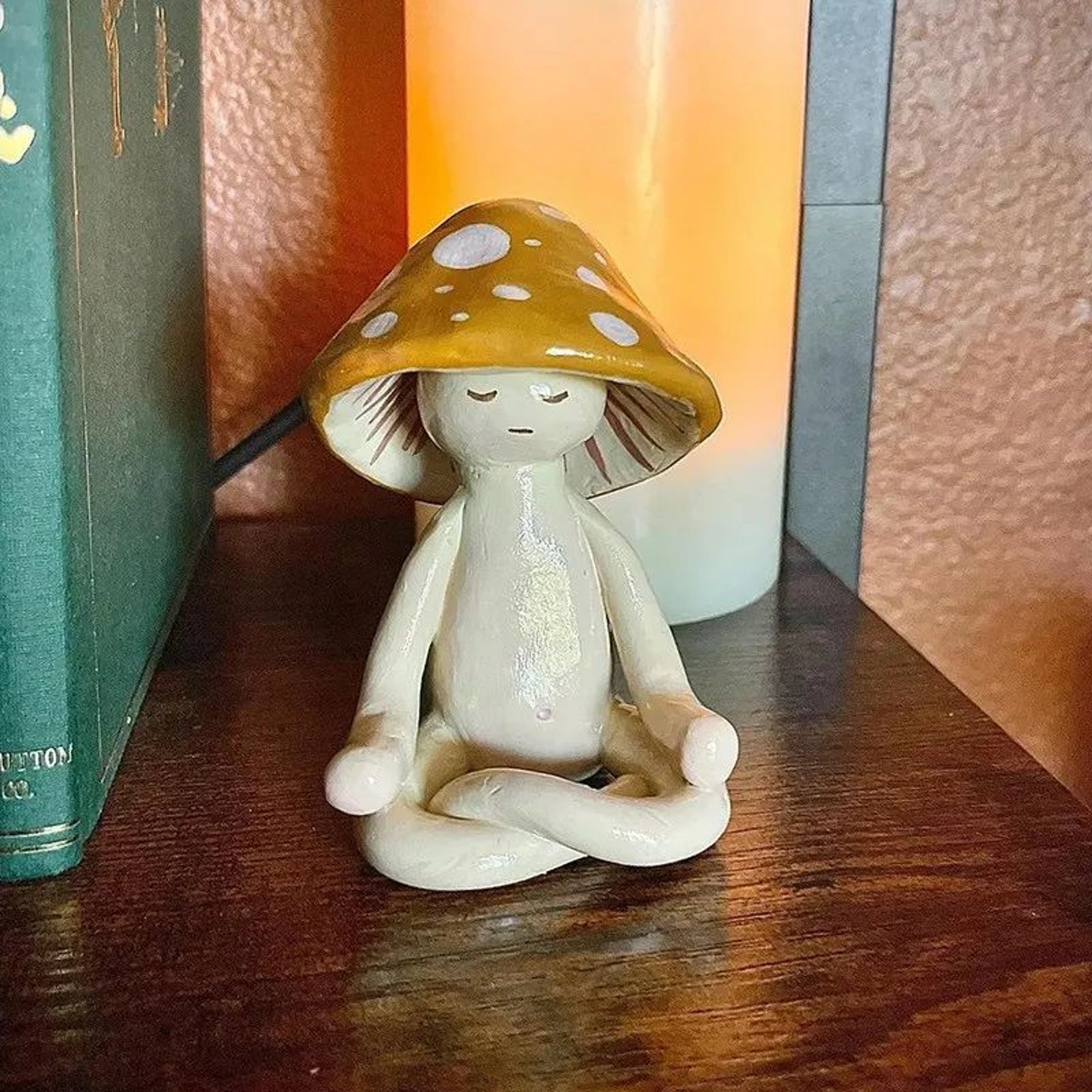 Meditation Mushroom Decor Cute Yoga Figurine Resin Desk Ornament 0