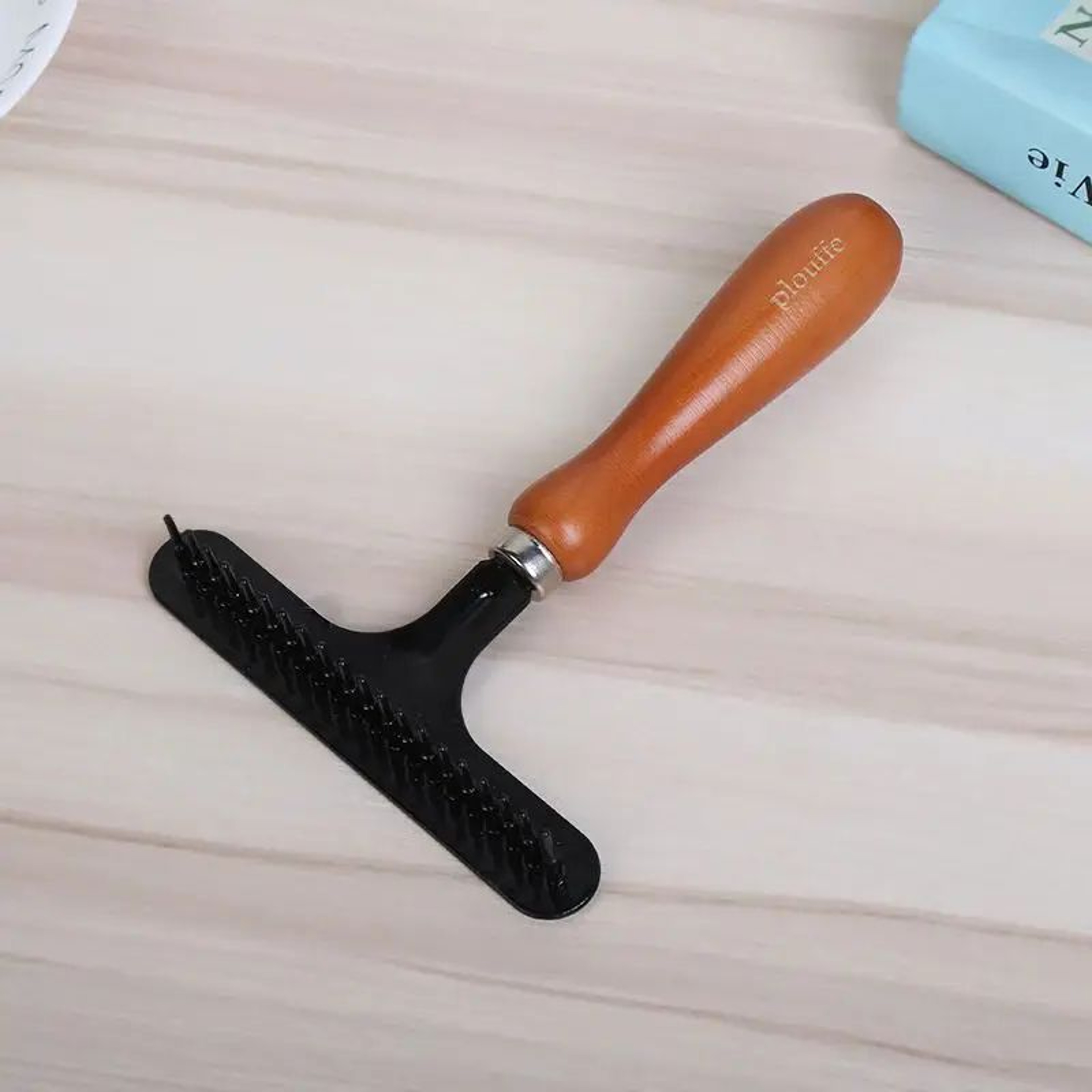 Wood Handle Pet Deshedding Rake For Dogs And Cats 5