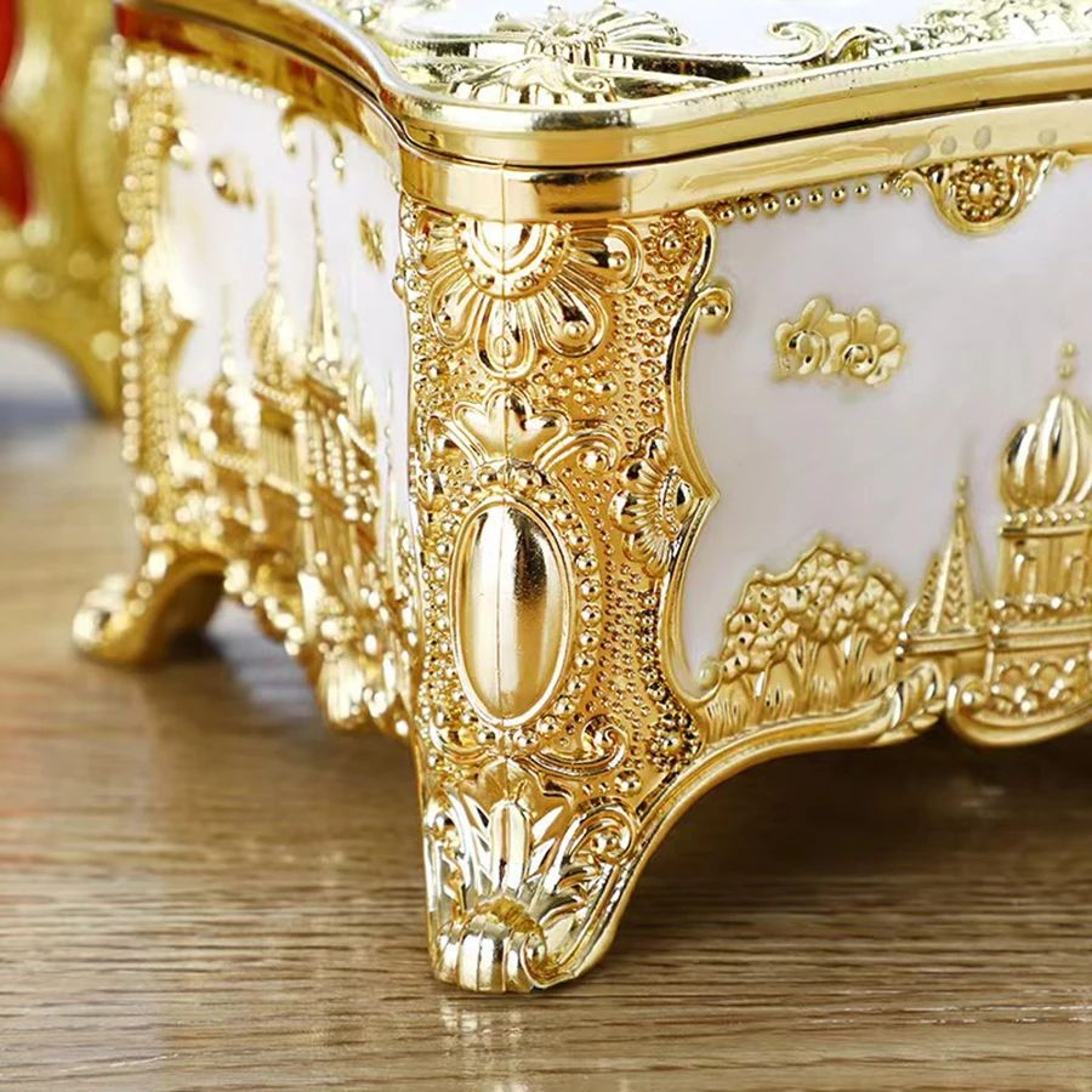European Castle Tissue Box Holder 4
