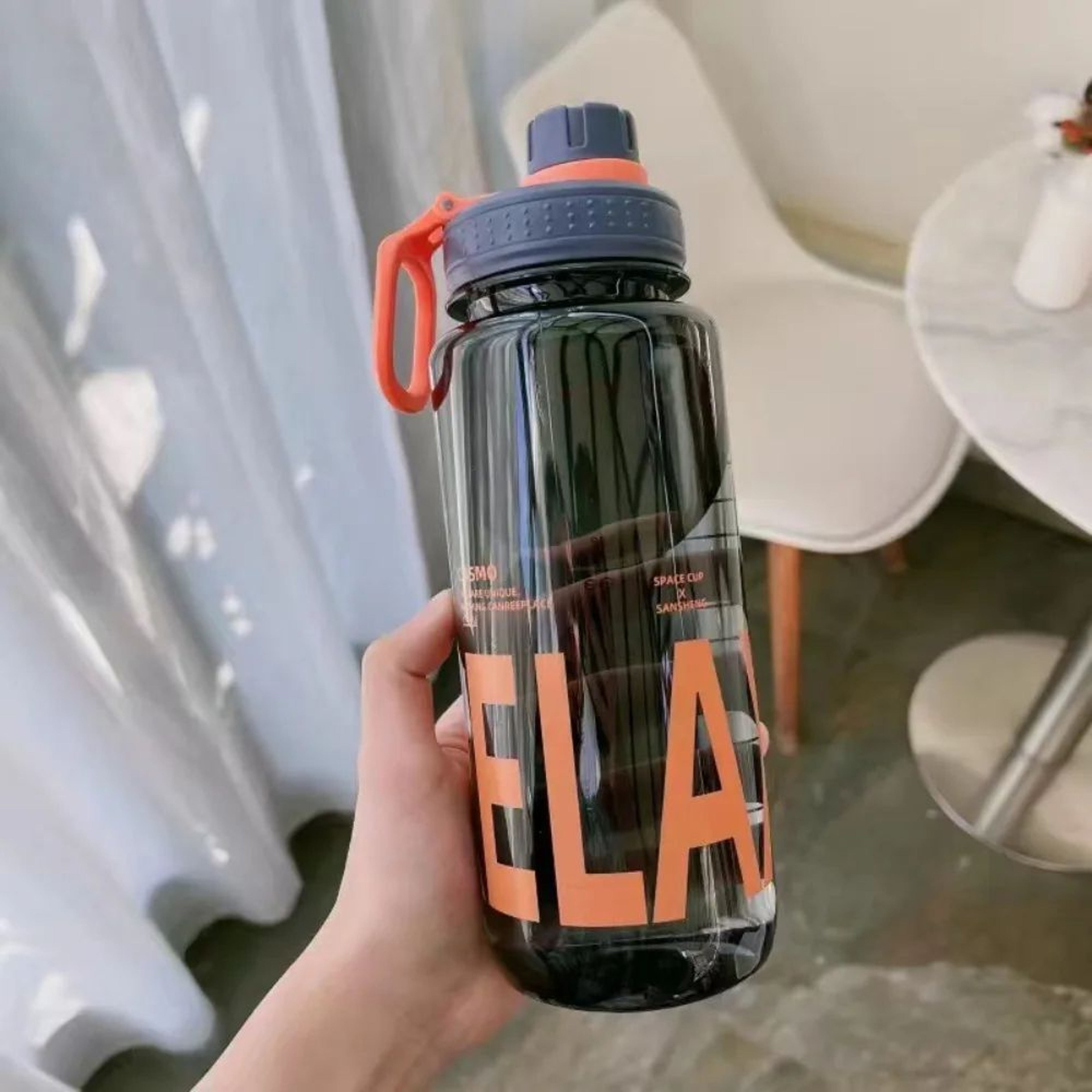 Large Capacity Water Bottle Leakproof Sports Bottle With Handle Strap 8