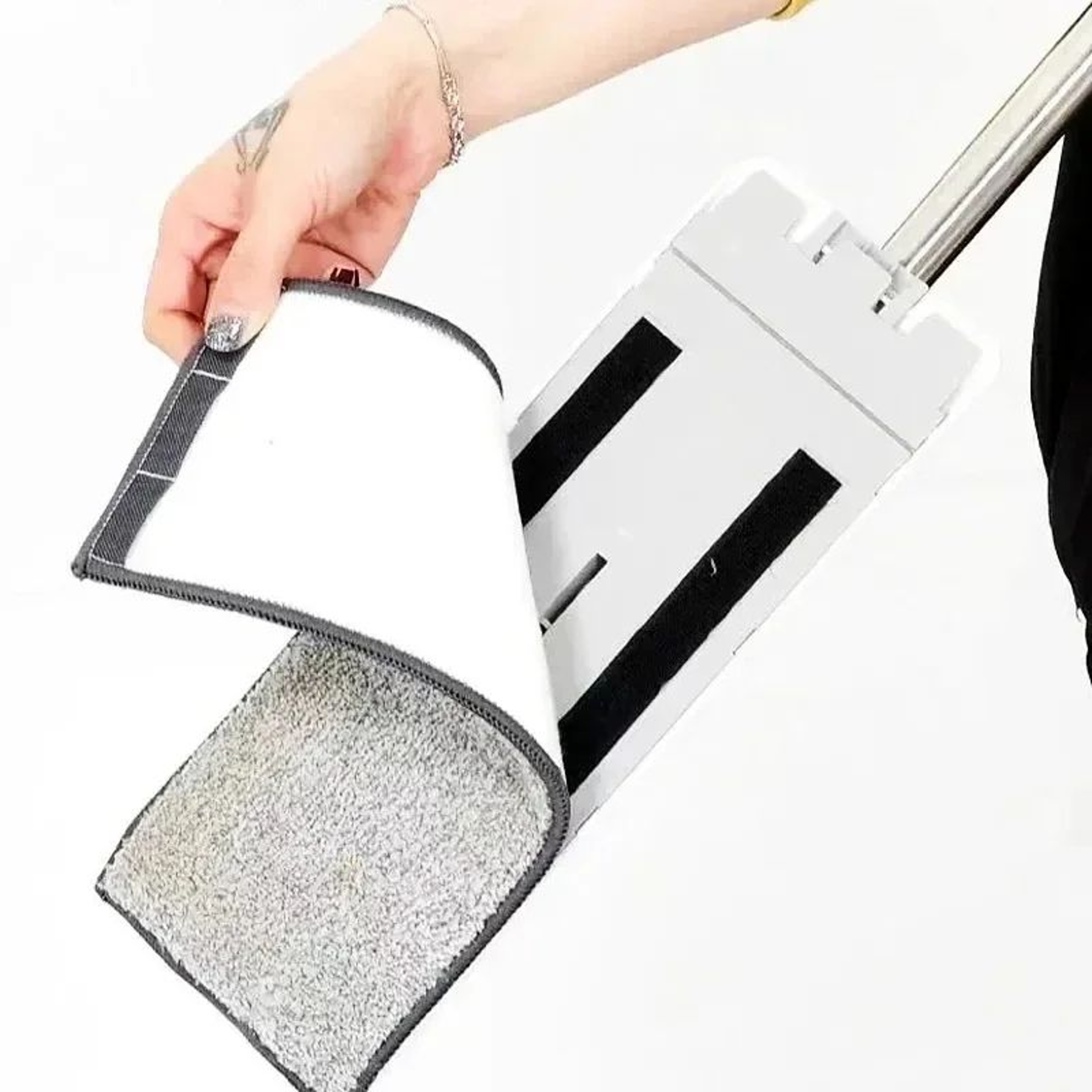 Washable Microfiber Spray Mop Replacement Pads 3