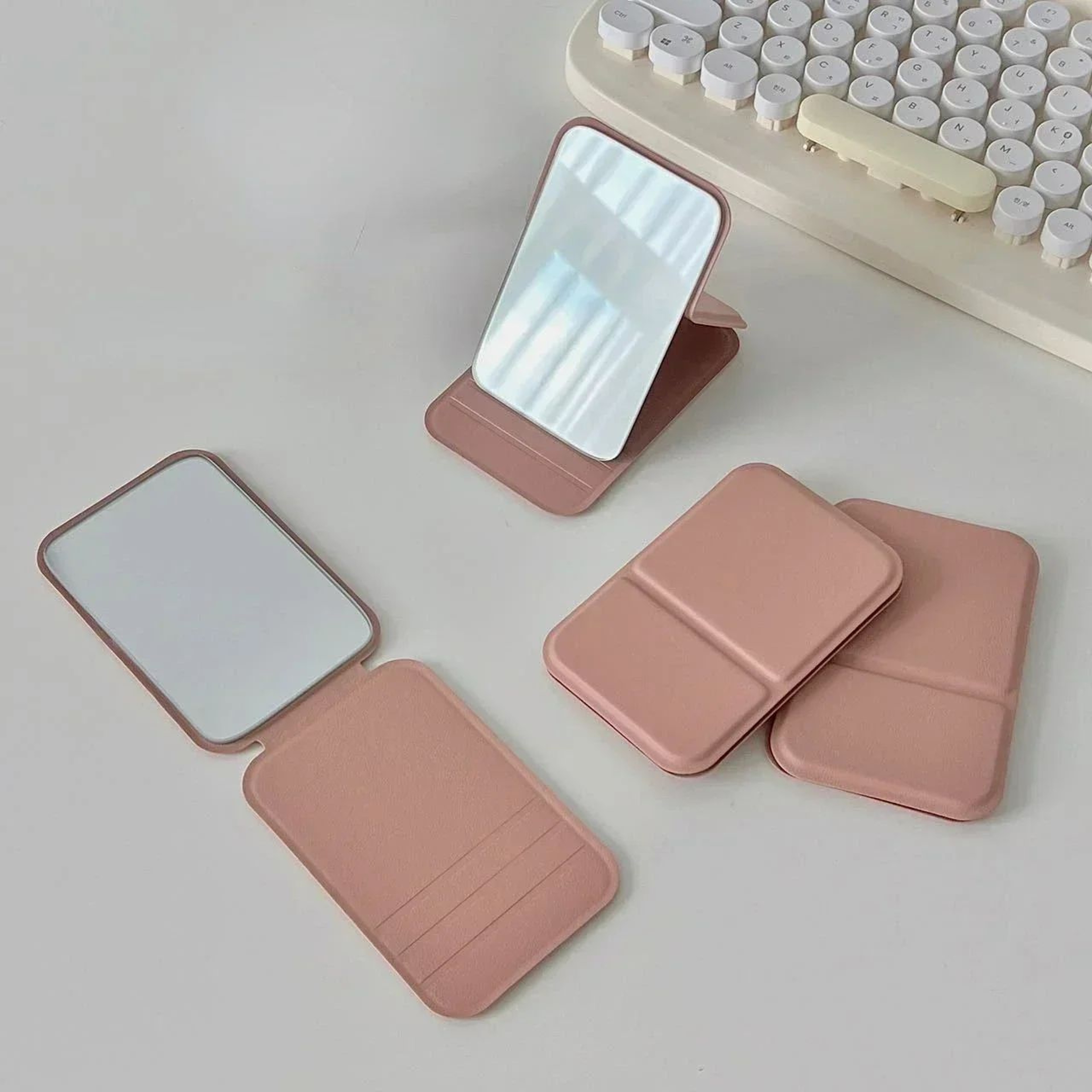 PU Leather Foldable Travel Makeup Mirror 8