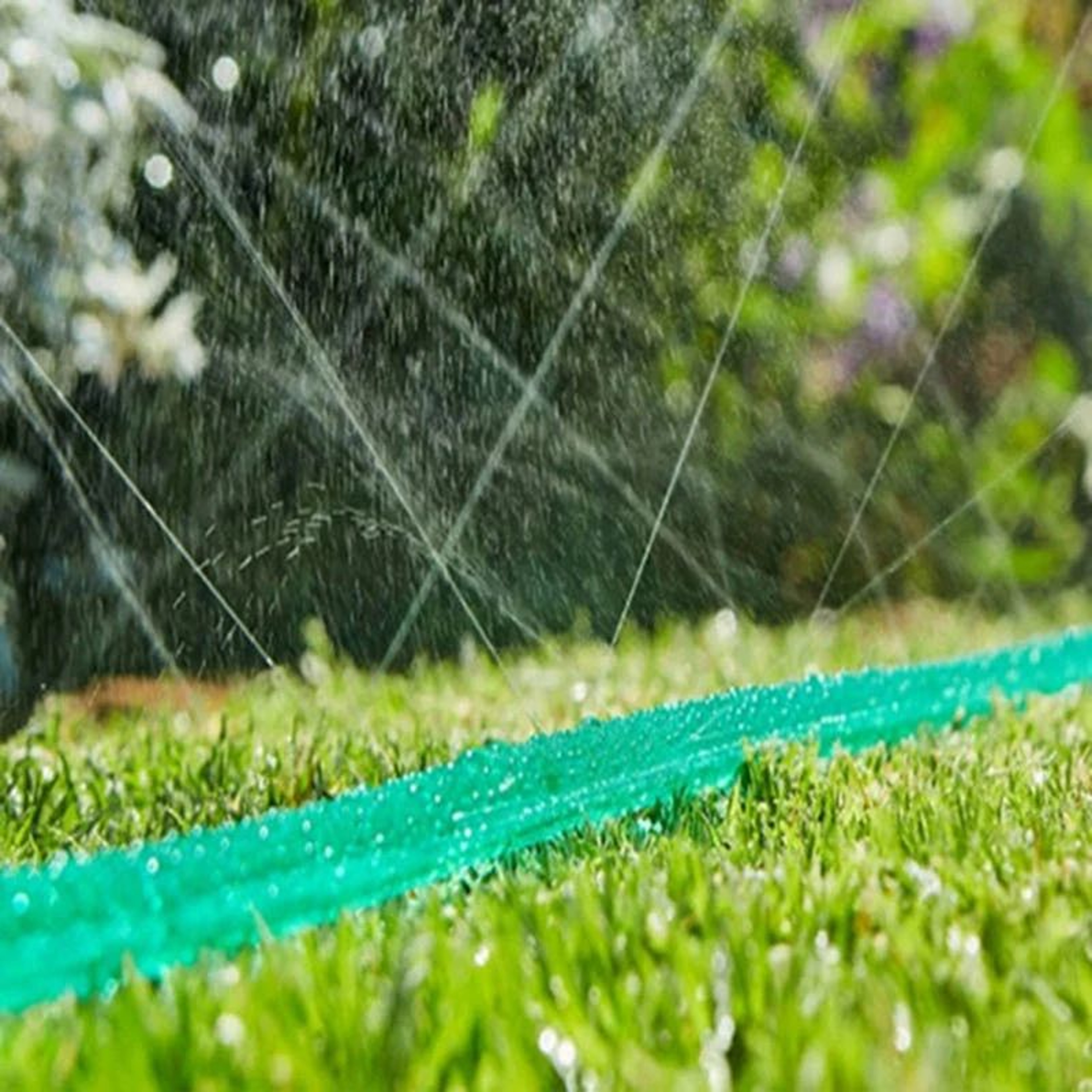 Retractable Garden Hose With Solid Connector 2