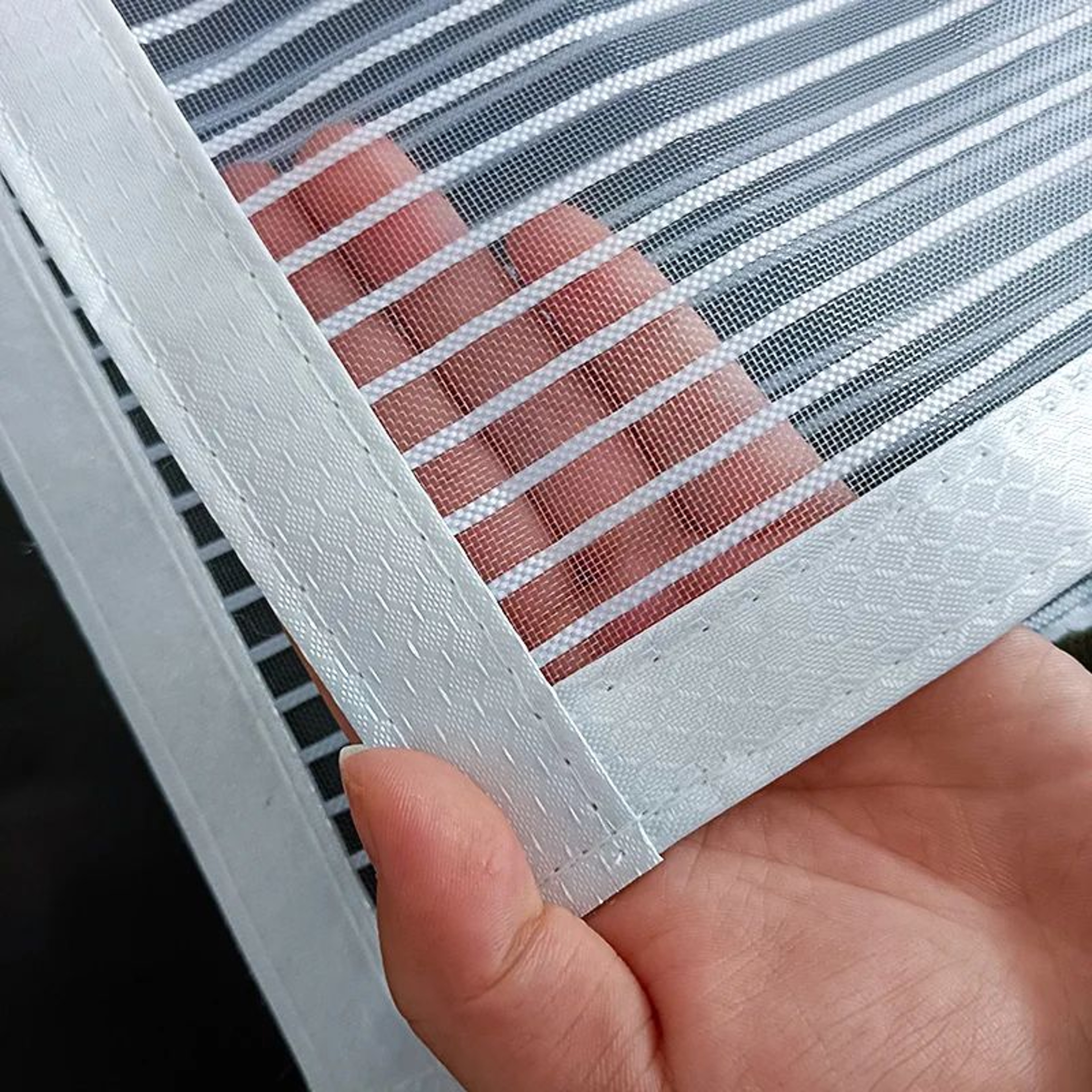 Reinforced Cat Resistant Zipper Window Screen 3