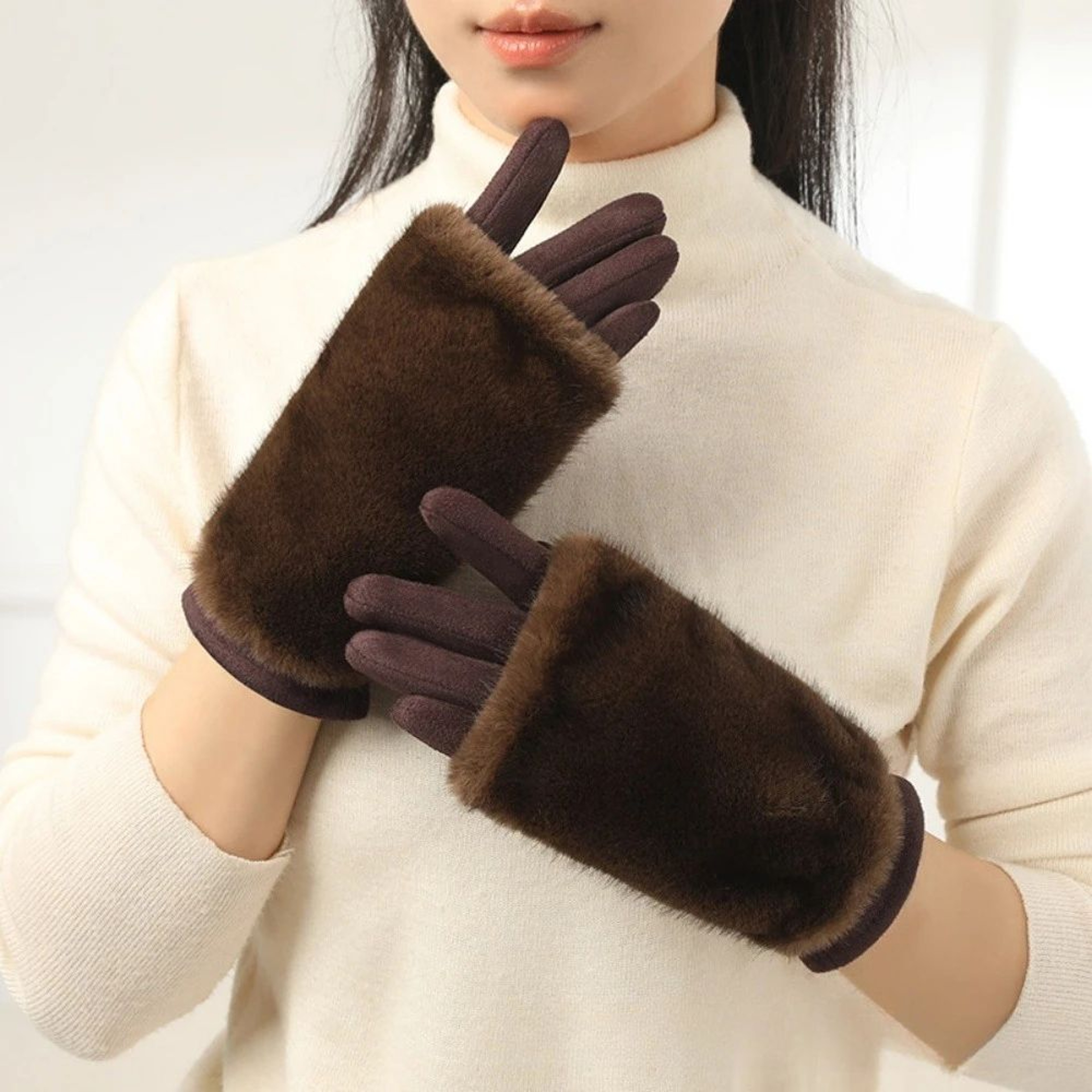 Womens Warm Suede Touchscreen Gloves 2