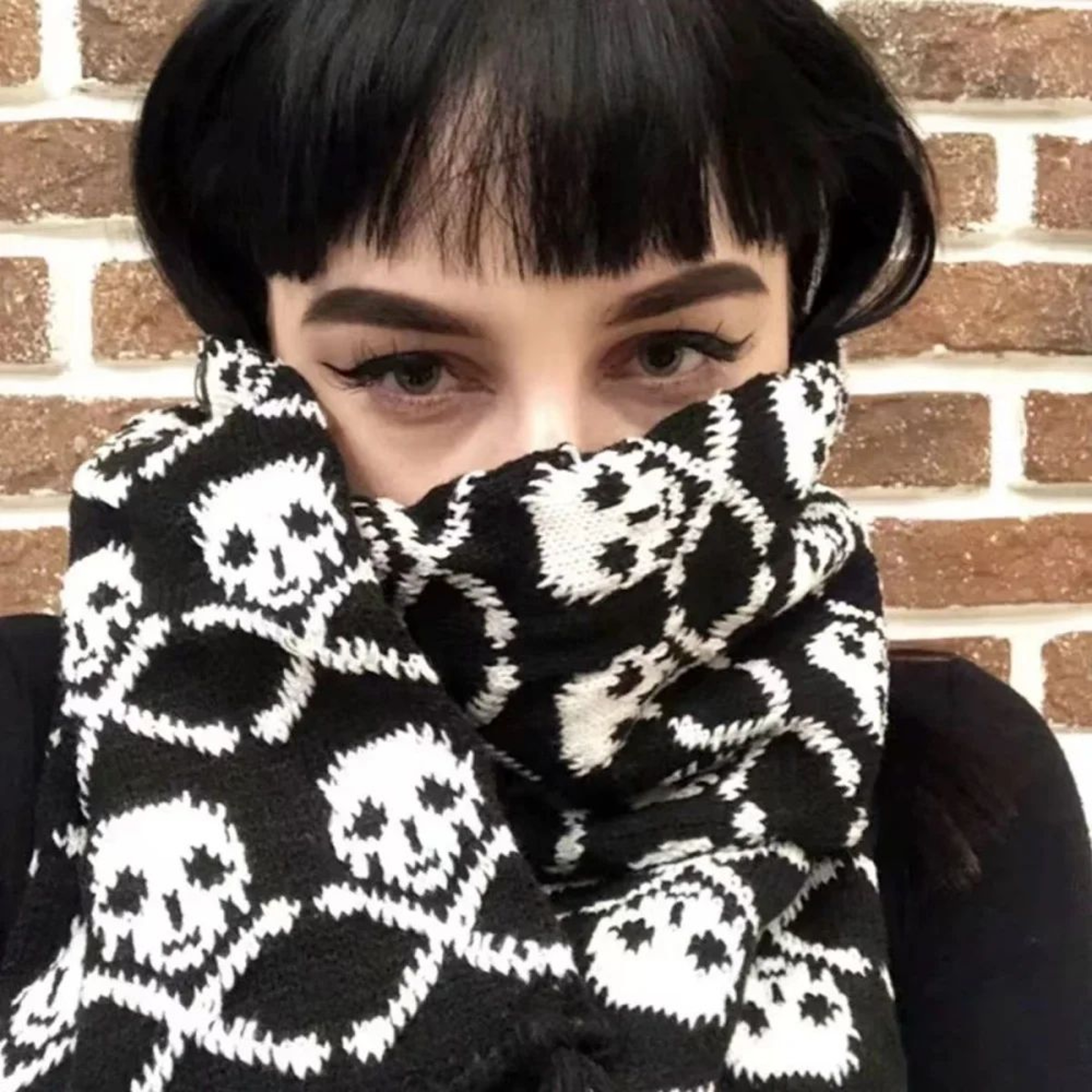 Gothic Skull Knitted Scarf 0