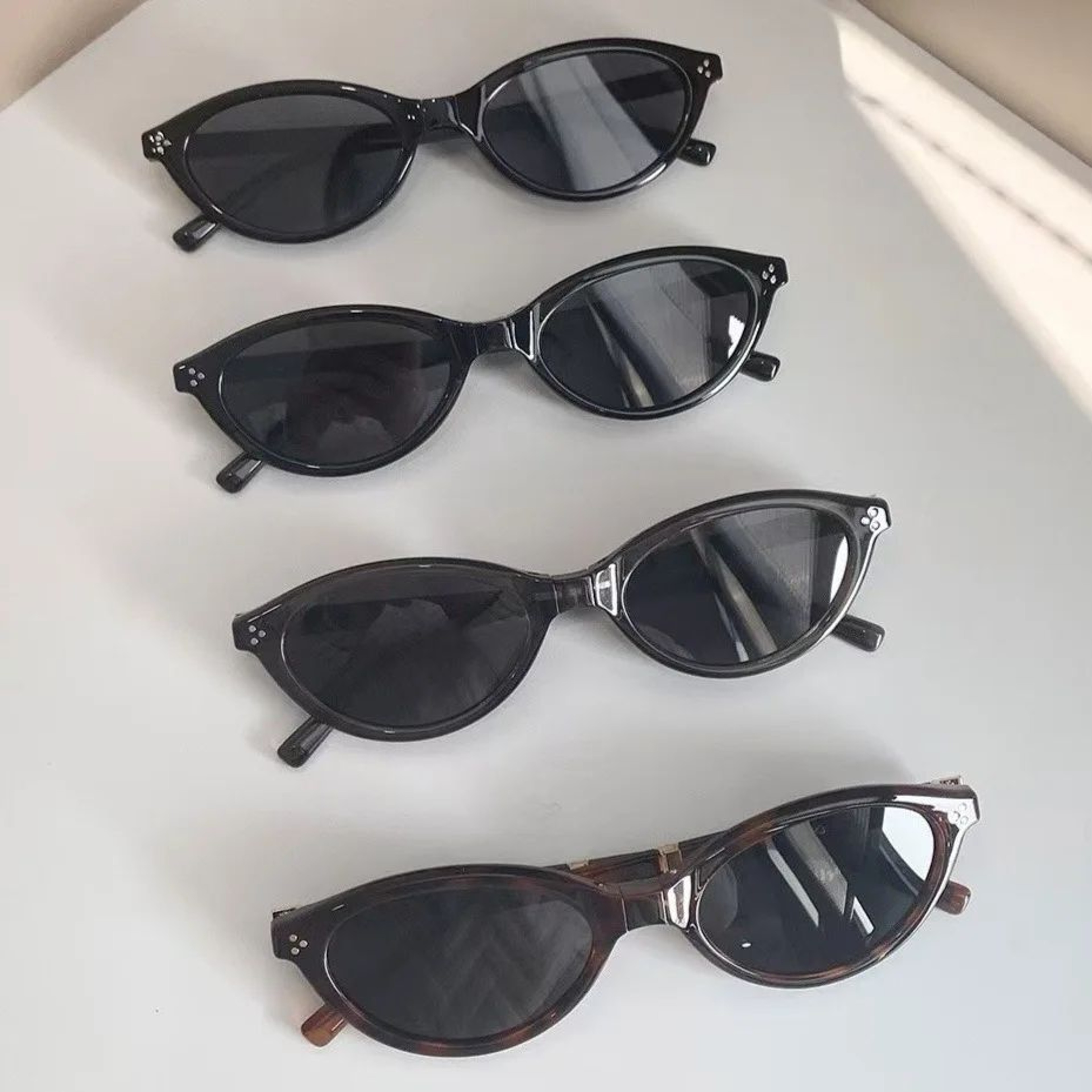 Retro Cat Eye Foldable Sunglasses 2