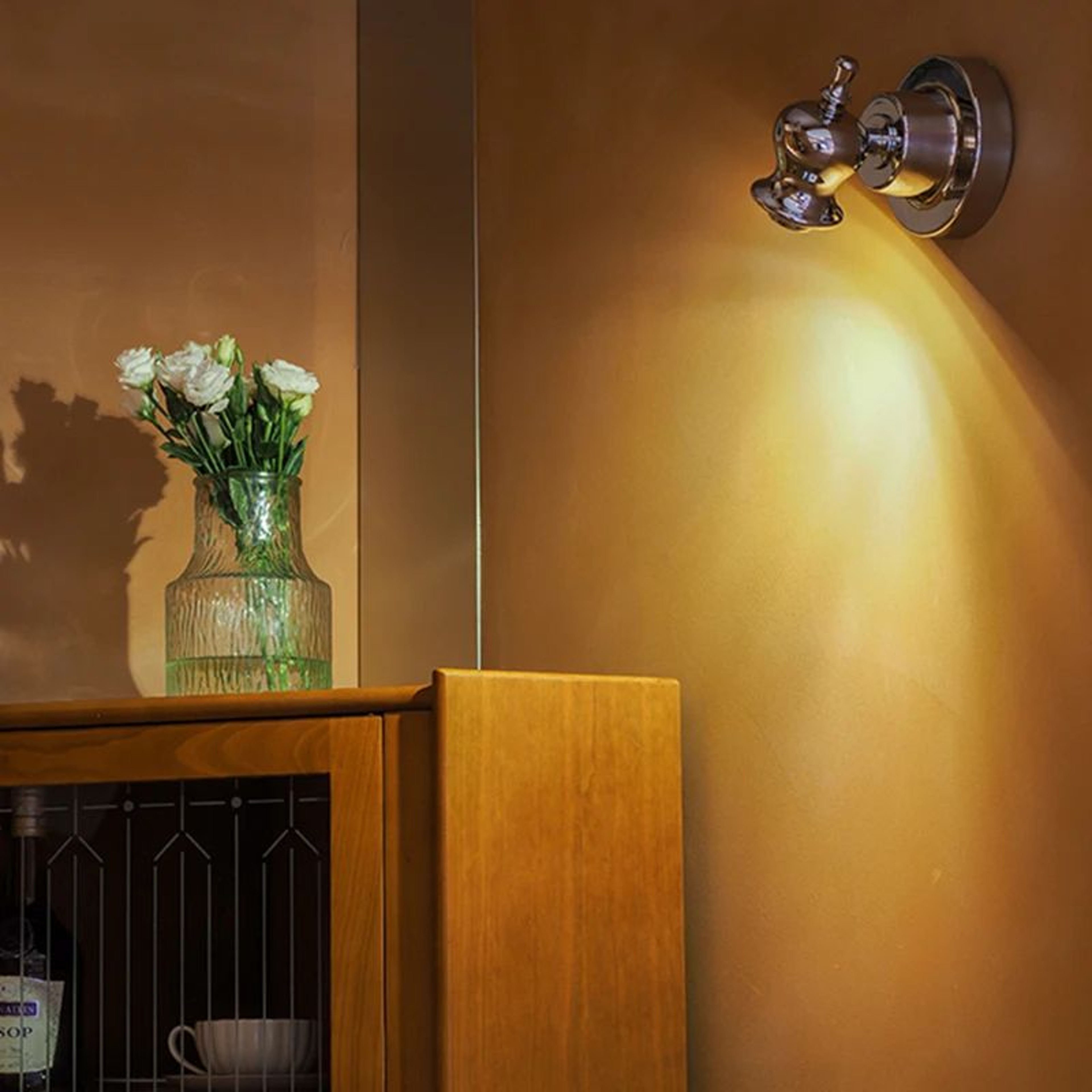 Modern Chrome 3000K Art Deco Wall Sconce 1