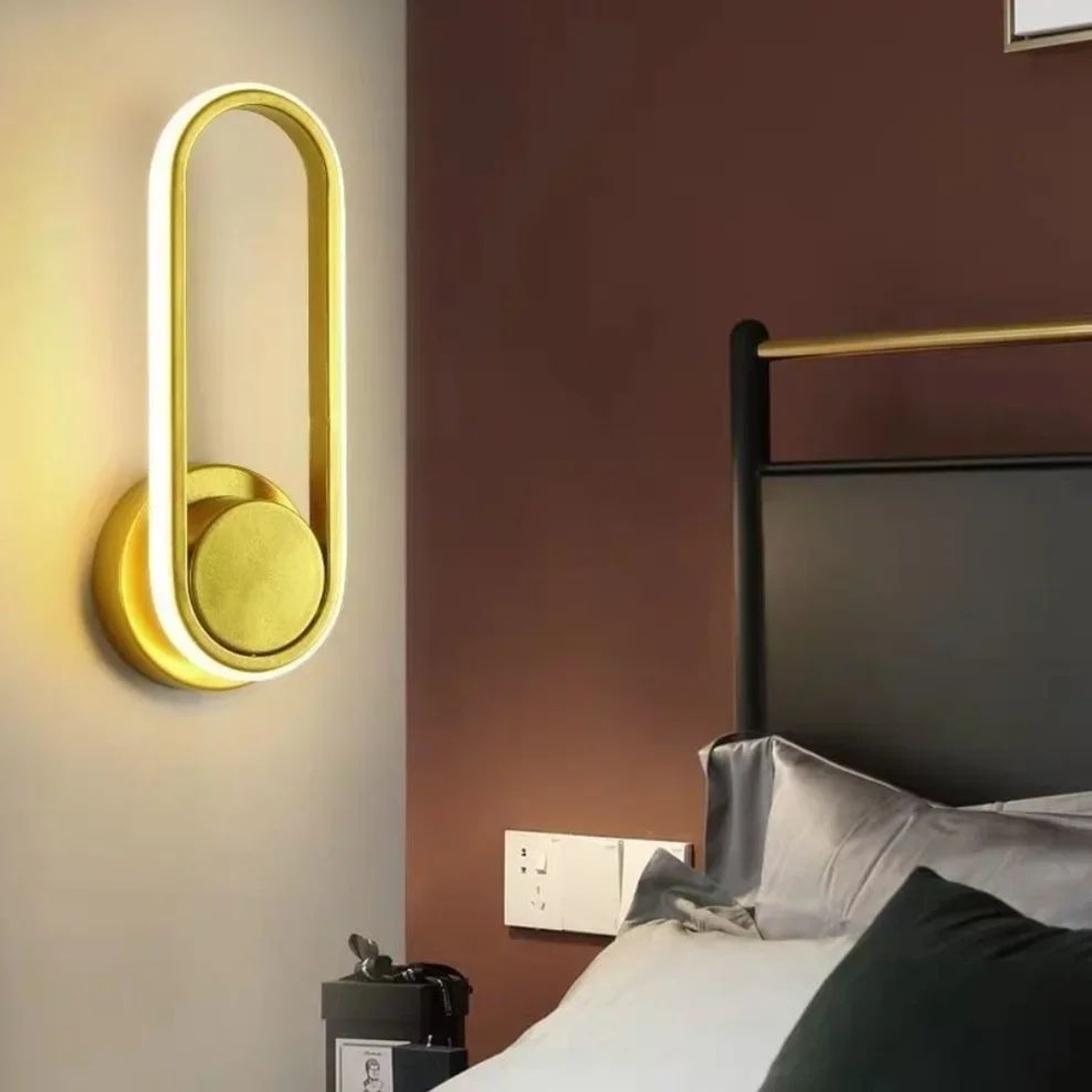 Modern Rotatable LED Wall Sconce 3